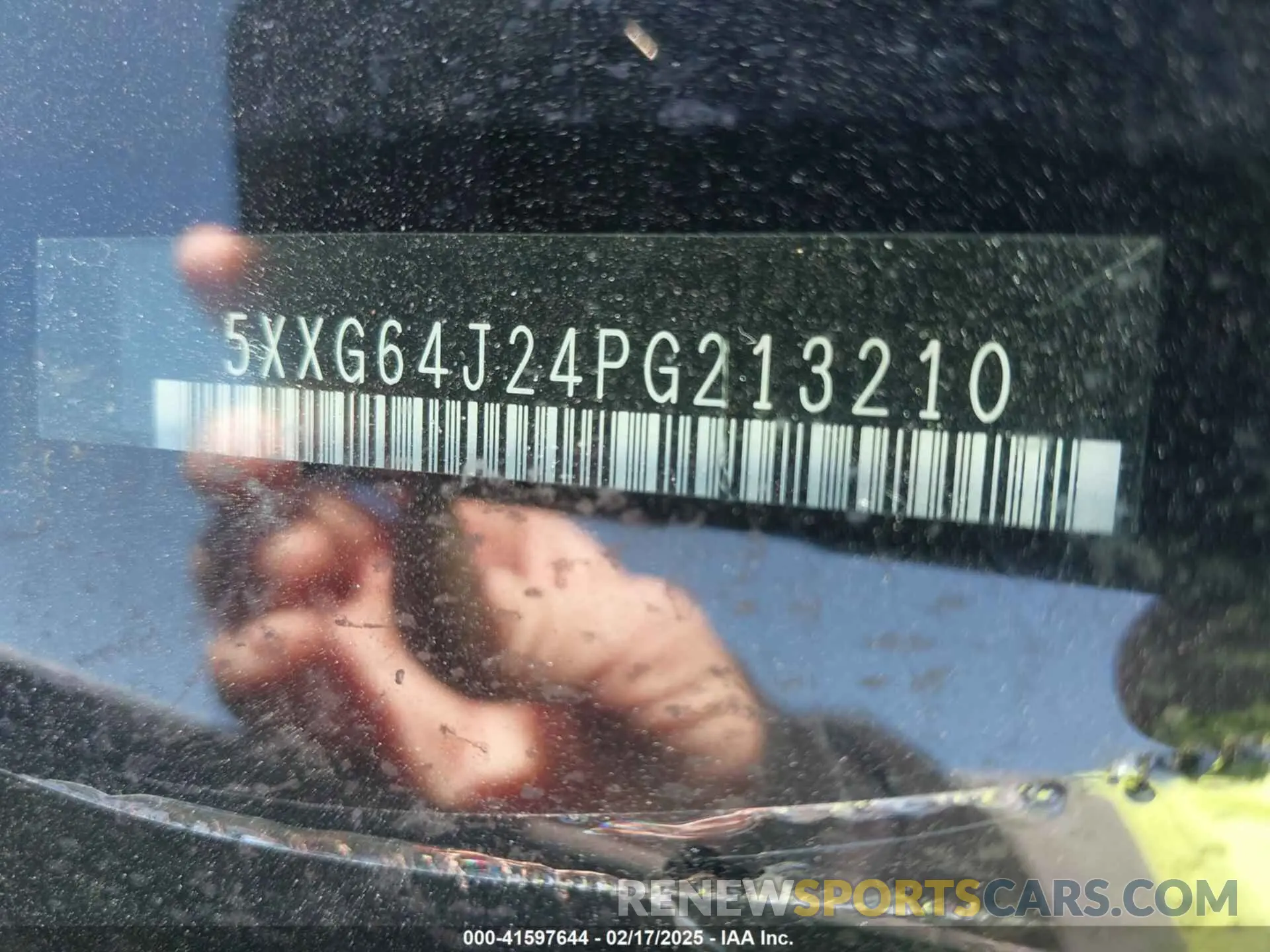 13 fotografías del automóvil dañado 5XXG64J24PG213210 KIA K5 2023