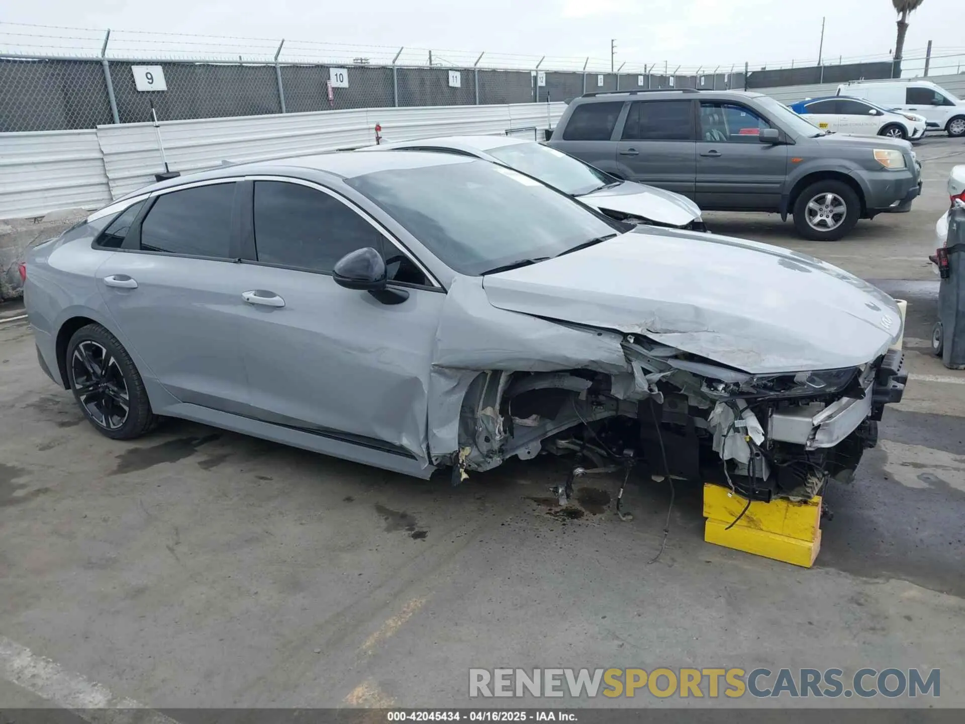 13 fotografías del automóvil dañado 5XXG64J25PG171887 KIA K5 2023