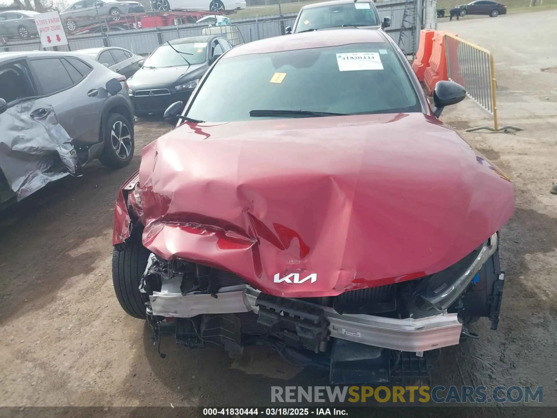 12 fotografías del automóvil dañado 5XXG64J25PG180279 KIA K5 2023