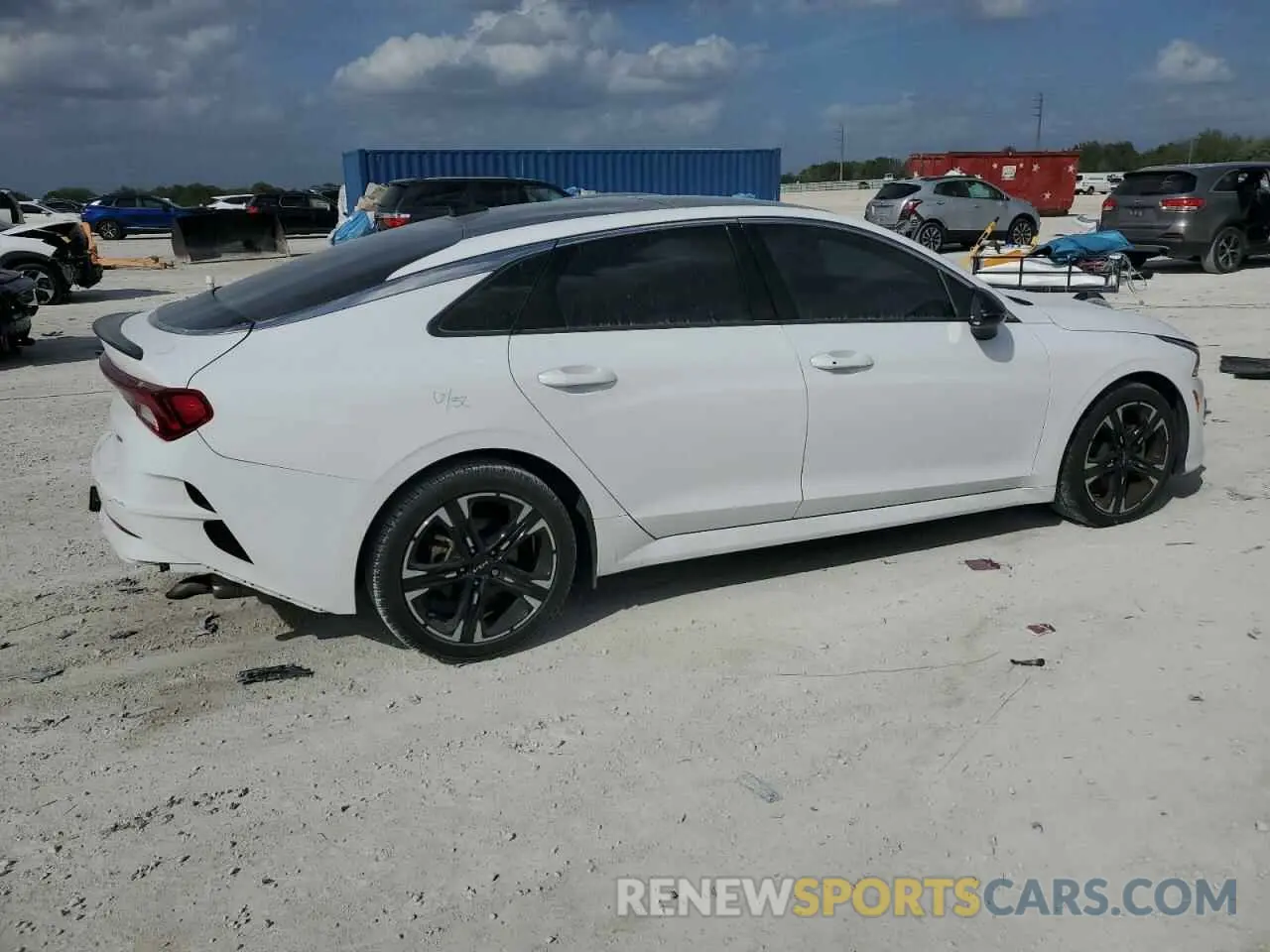 3 fotografías del automóvil dañado 5XXG64J25PG186180 KIA K5 2023