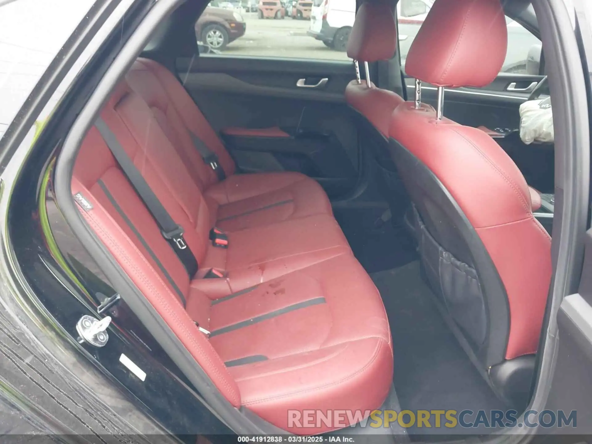 8 fotografías del automóvil dañado 5XXG64J25PG200210 KIA K5 2023