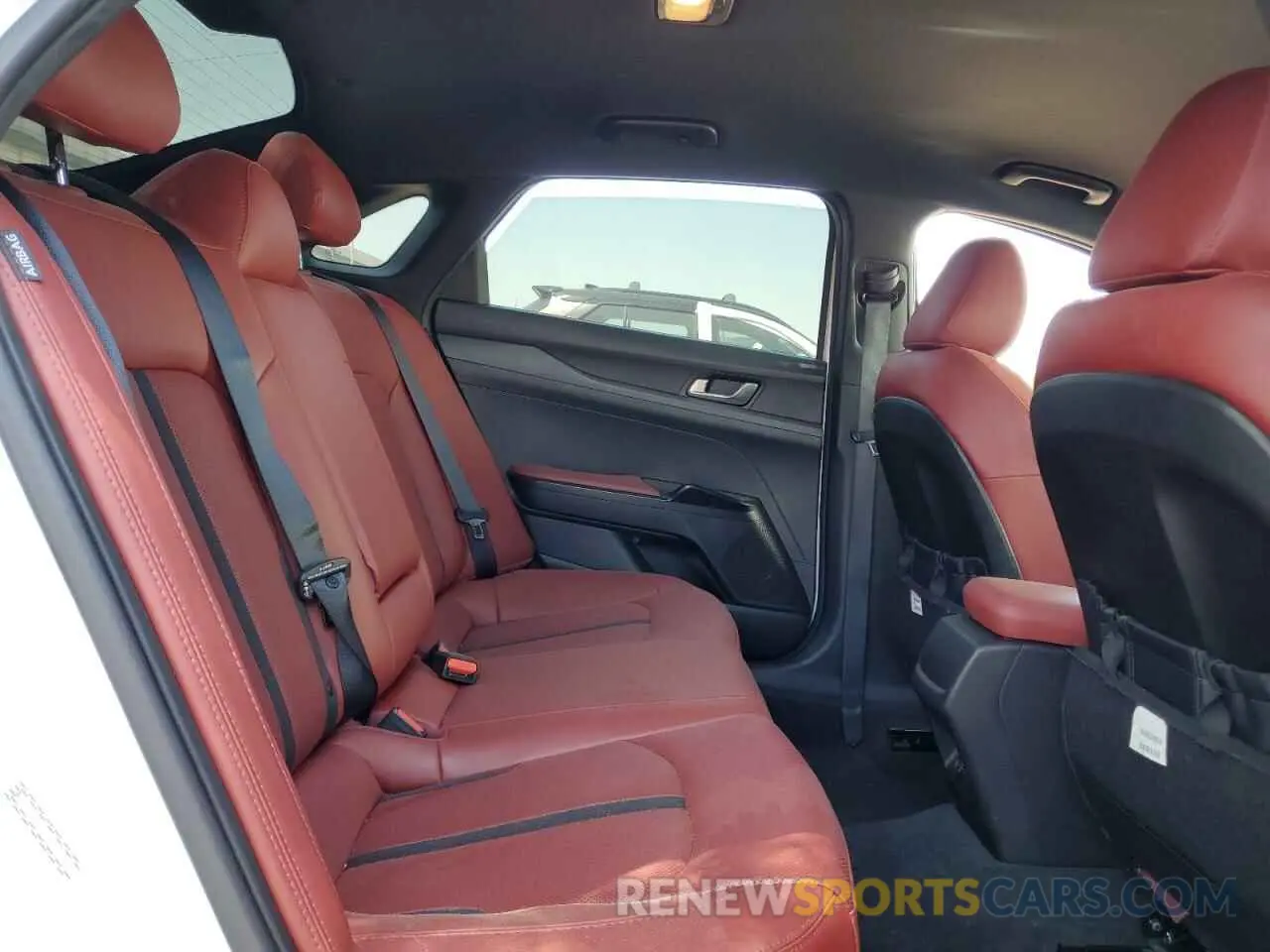10 fotografías del automóvil dañado 5XXG64J25PG202300 KIA K5 2023