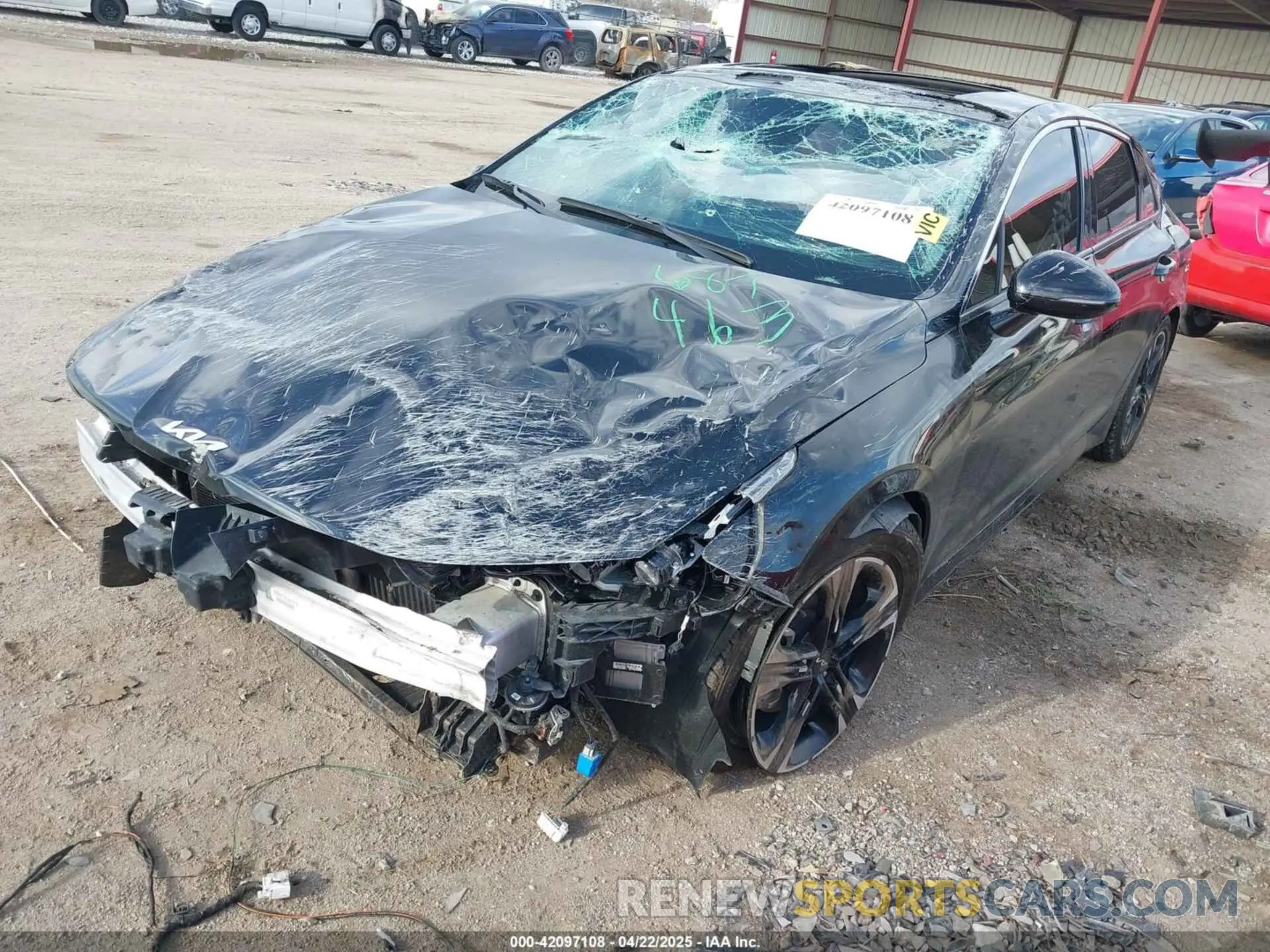 2 fotografías del automóvil dañado 5XXG64J25PG205939 KIA K5 2023