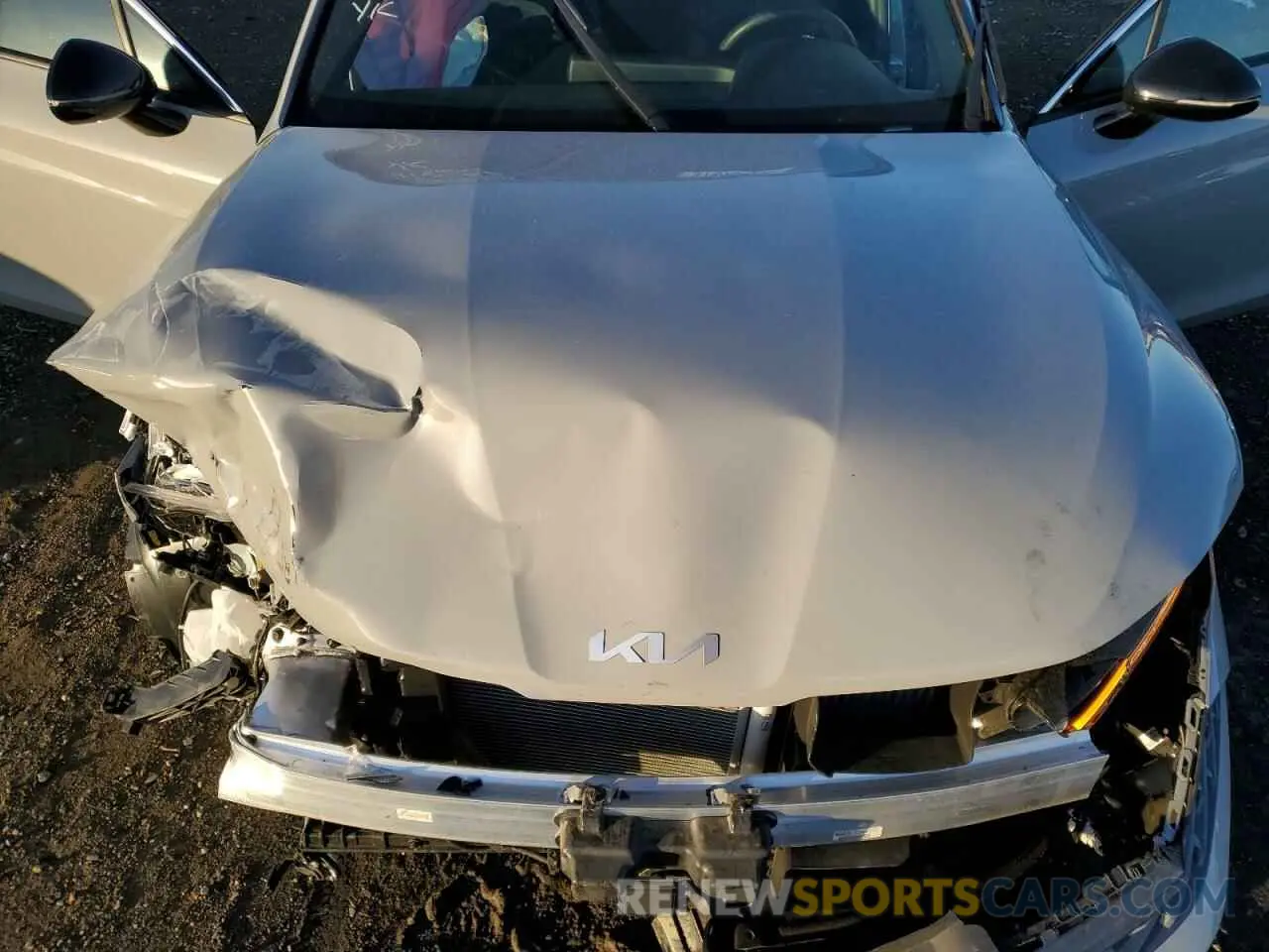 11 fotografías del automóvil dañado 5XXG64J25PG228573 KIA K5 2023