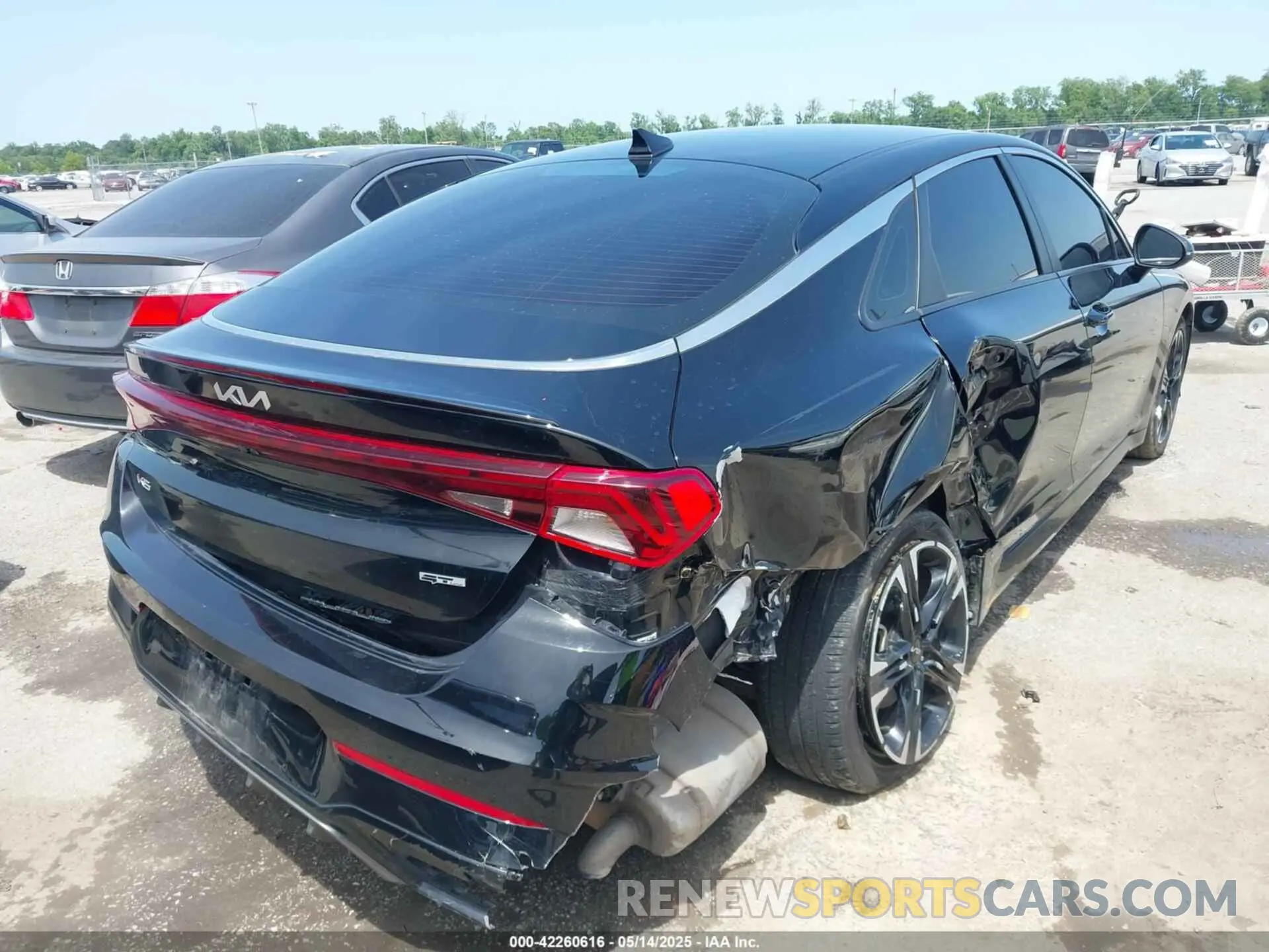 4 fotografías del automóvil dañado 5XXG64J26PG175169 KIA K5 2023