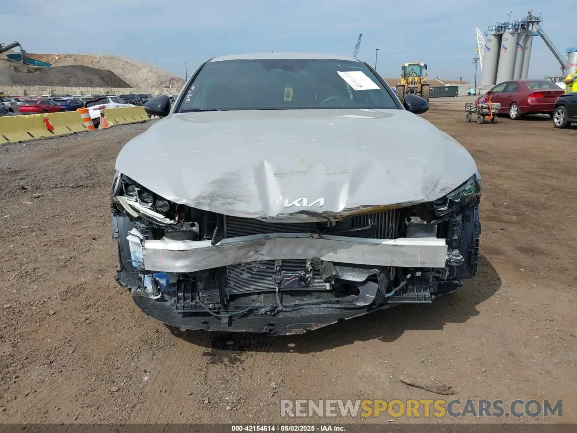12 fotografías del automóvil dañado 5XXG64J26PG176483 KIA K5 2023