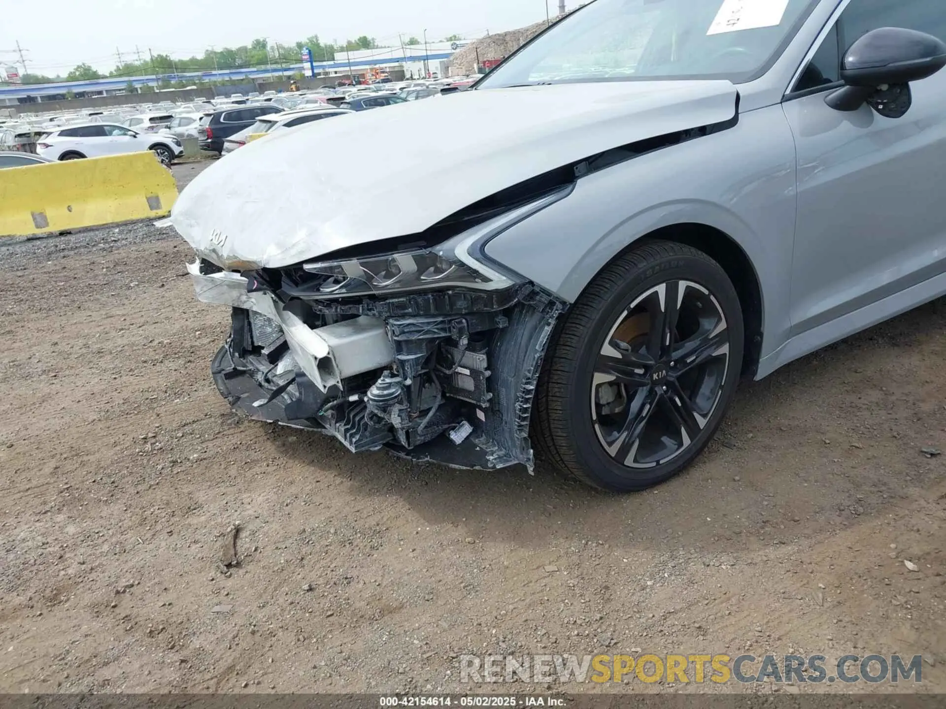 6 fotografías del automóvil dañado 5XXG64J26PG176483 KIA K5 2023