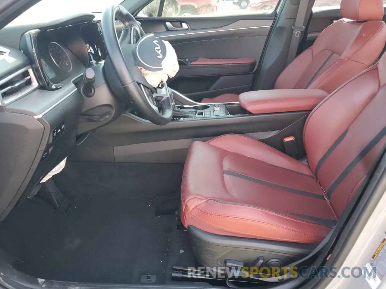 7 fotografías del automóvil dañado 5XXG64J26PG184051 KIA K5 2023