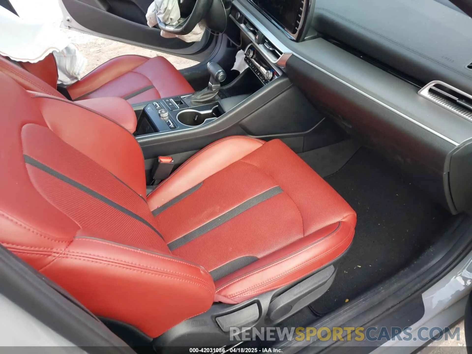 5 fotografías del automóvil dañado 5XXG64J26PG208610 KIA K5 2023