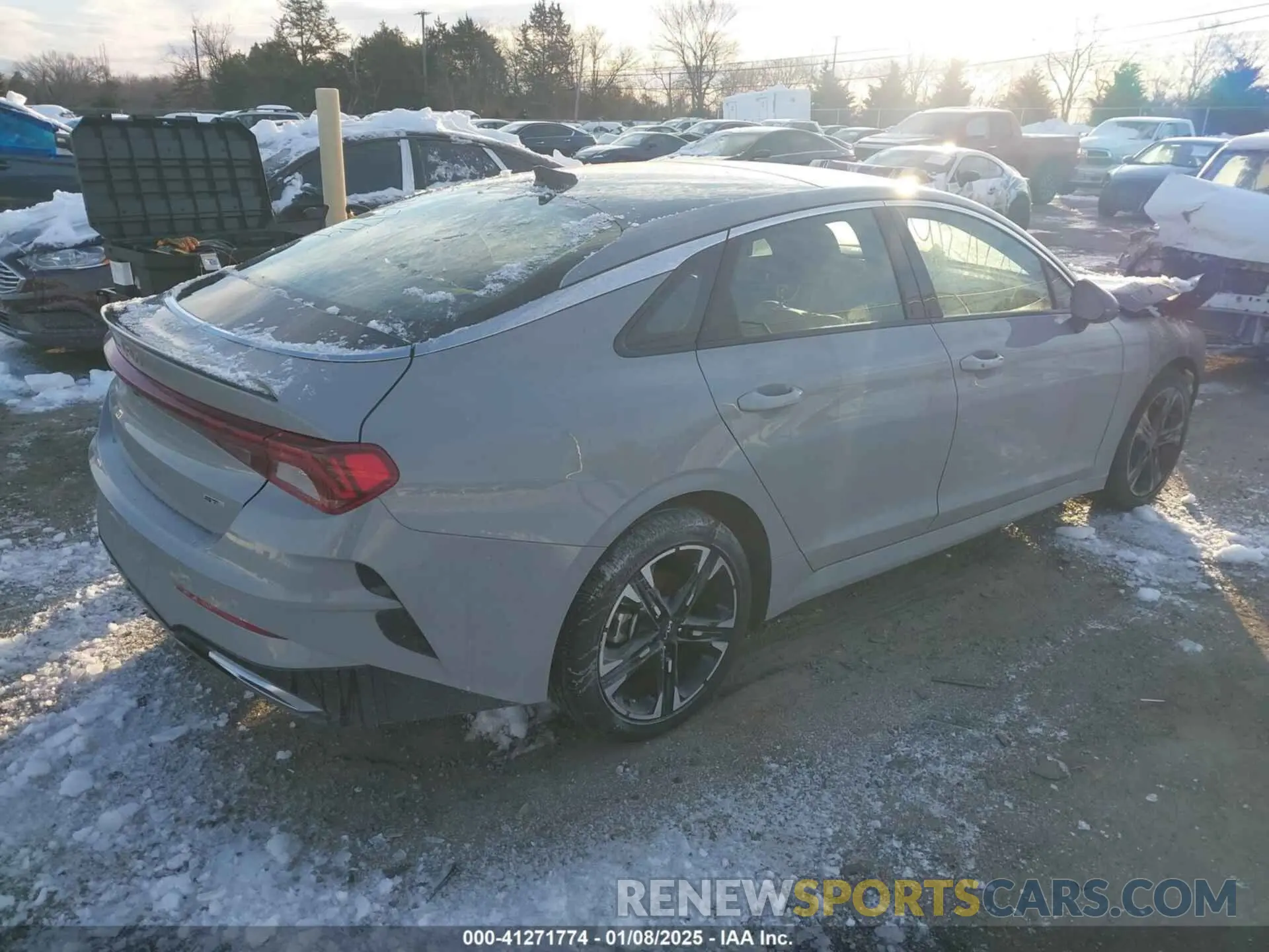 4 fotografías del automóvil dañado 5XXG64J26PG223981 KIA K5 2023
