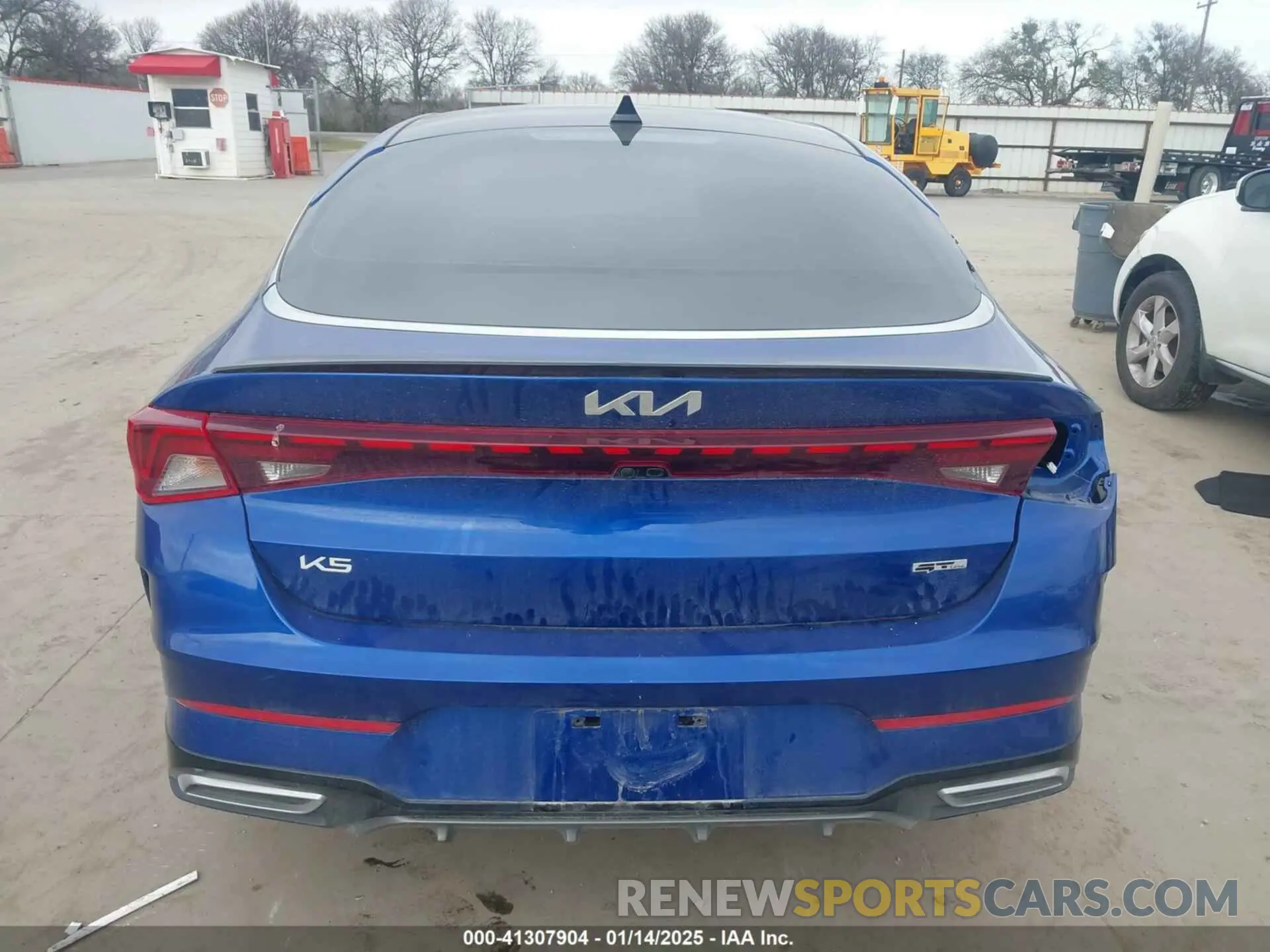 17 fotografías del automóvil dañado 5XXG64J27PG172068 KIA K5 2023