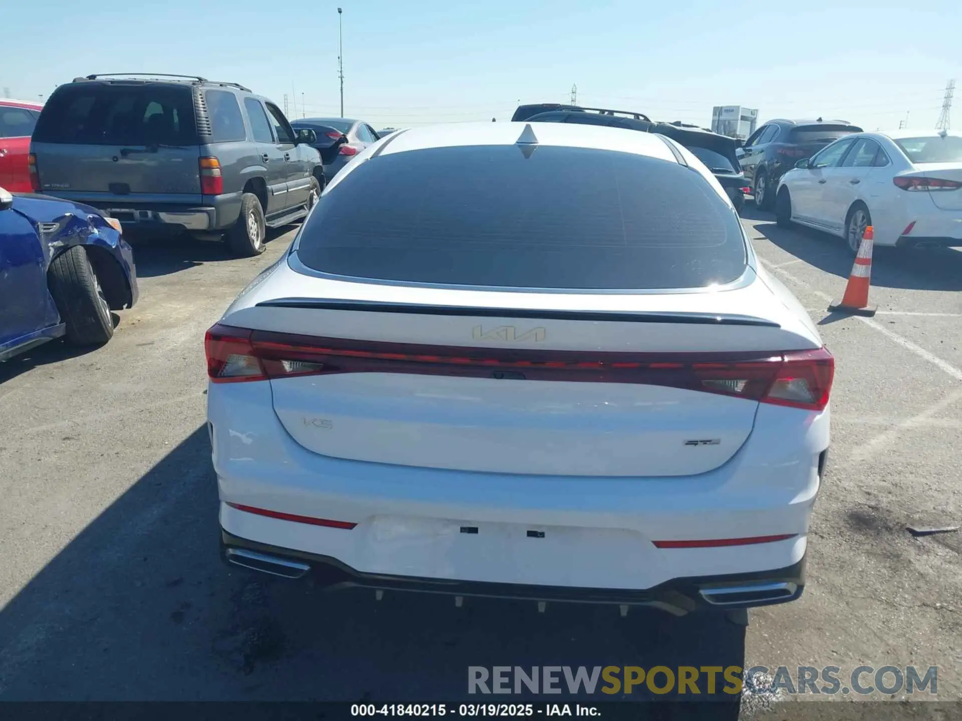 16 fotografías del automóvil dañado 5XXG64J27PG178436 KIA K5 2023