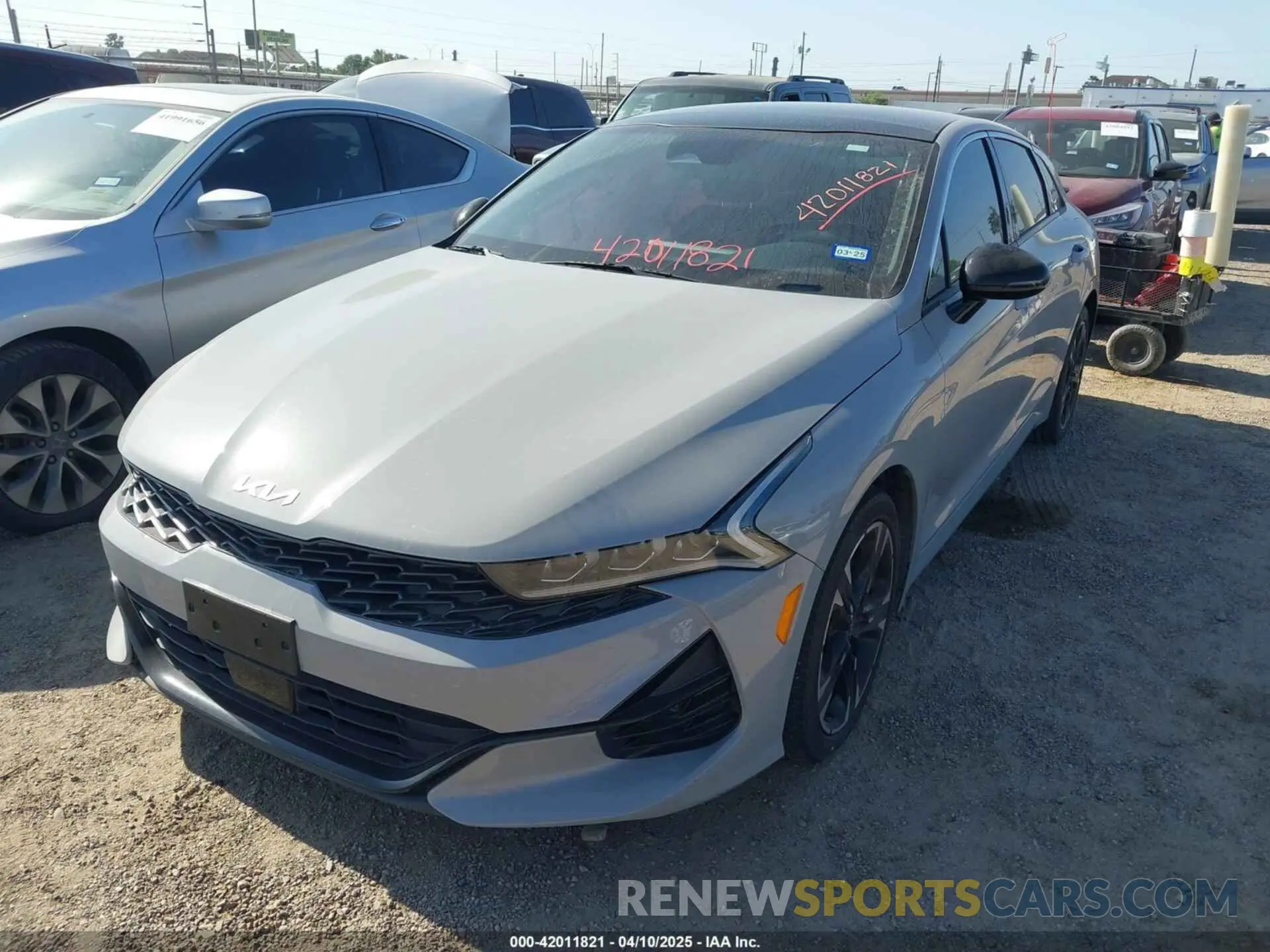 2 fotografías del automóvil dañado 5XXG64J27PG189016 KIA K5 2023