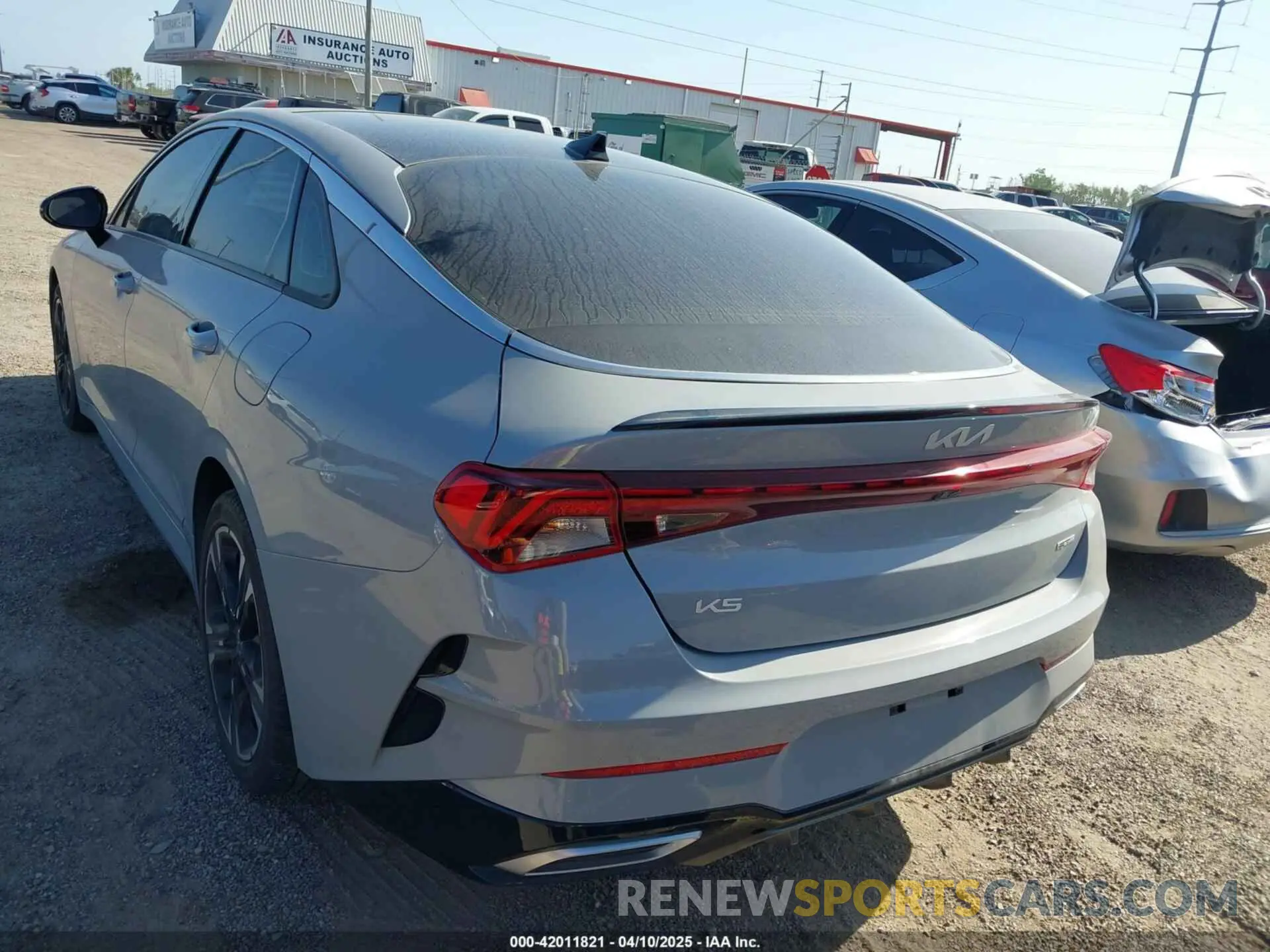 3 fotografías del automóvil dañado 5XXG64J27PG189016 KIA K5 2023