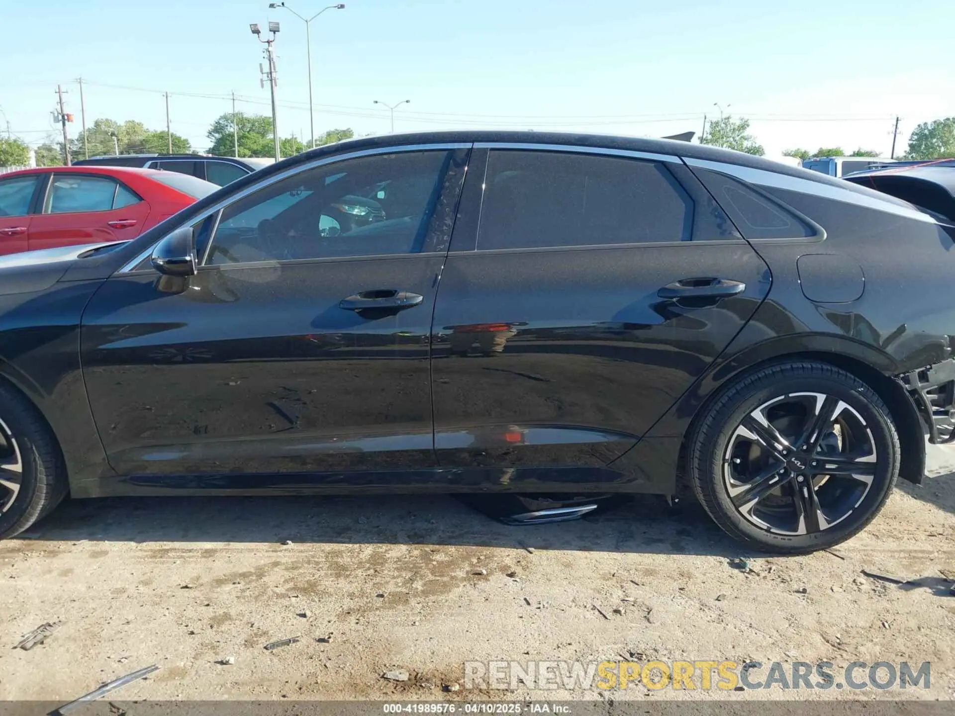 14 fotografías del automóvil dañado 5XXG64J27PG189100 KIA K5 2023