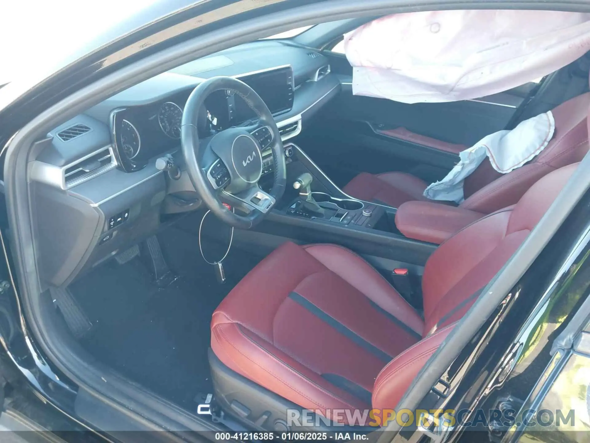 5 fotografías del automóvil dañado 5XXG64J27PG193227 KIA K5 2023
