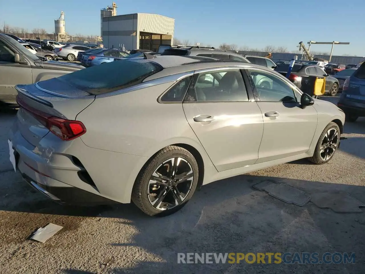 3 fotografías del automóvil dañado 5XXG64J27PG219017 KIA K5 2023