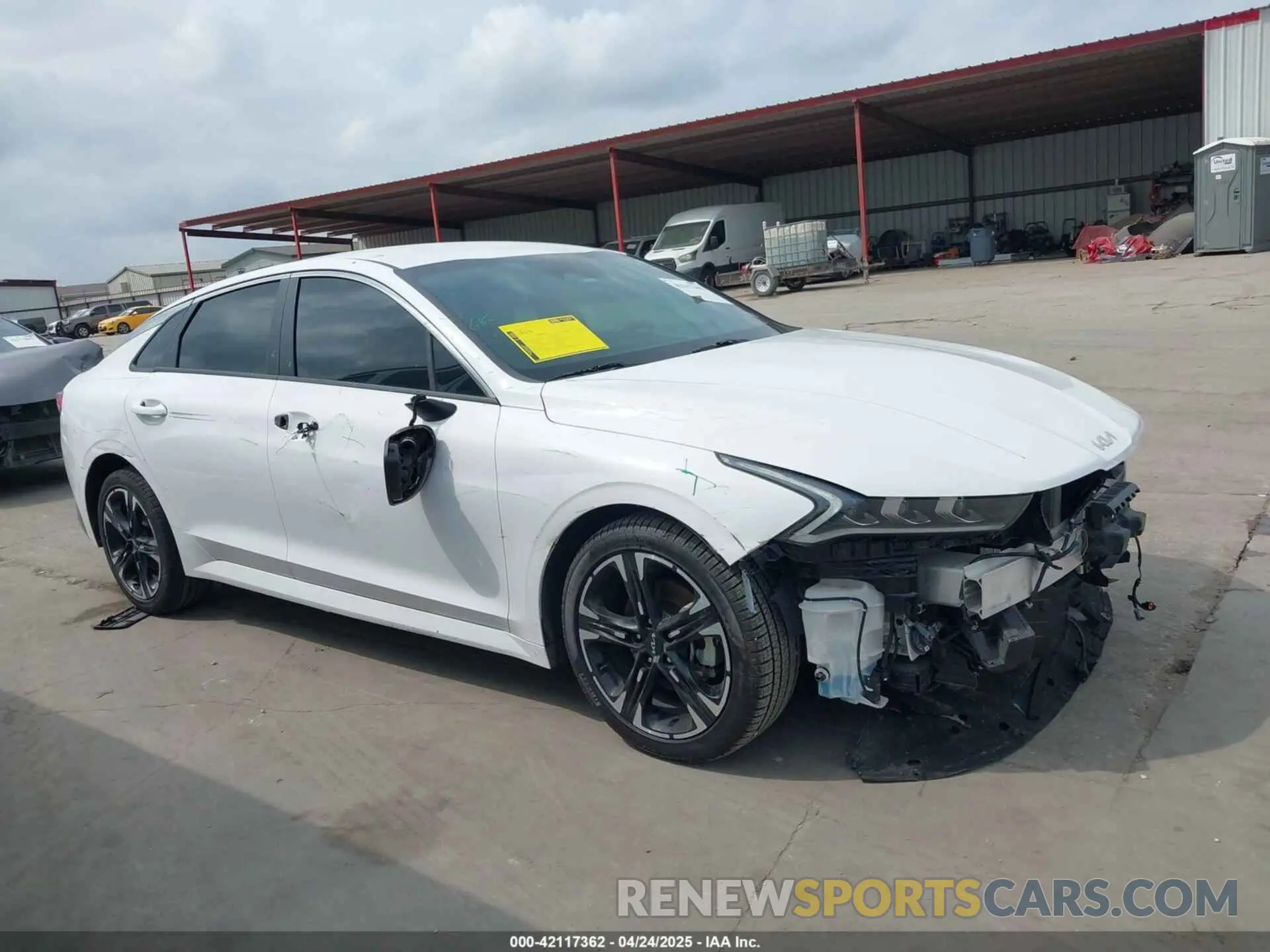 14 fotografías del automóvil dañado 5XXG64J28PG168126 KIA K5 2023