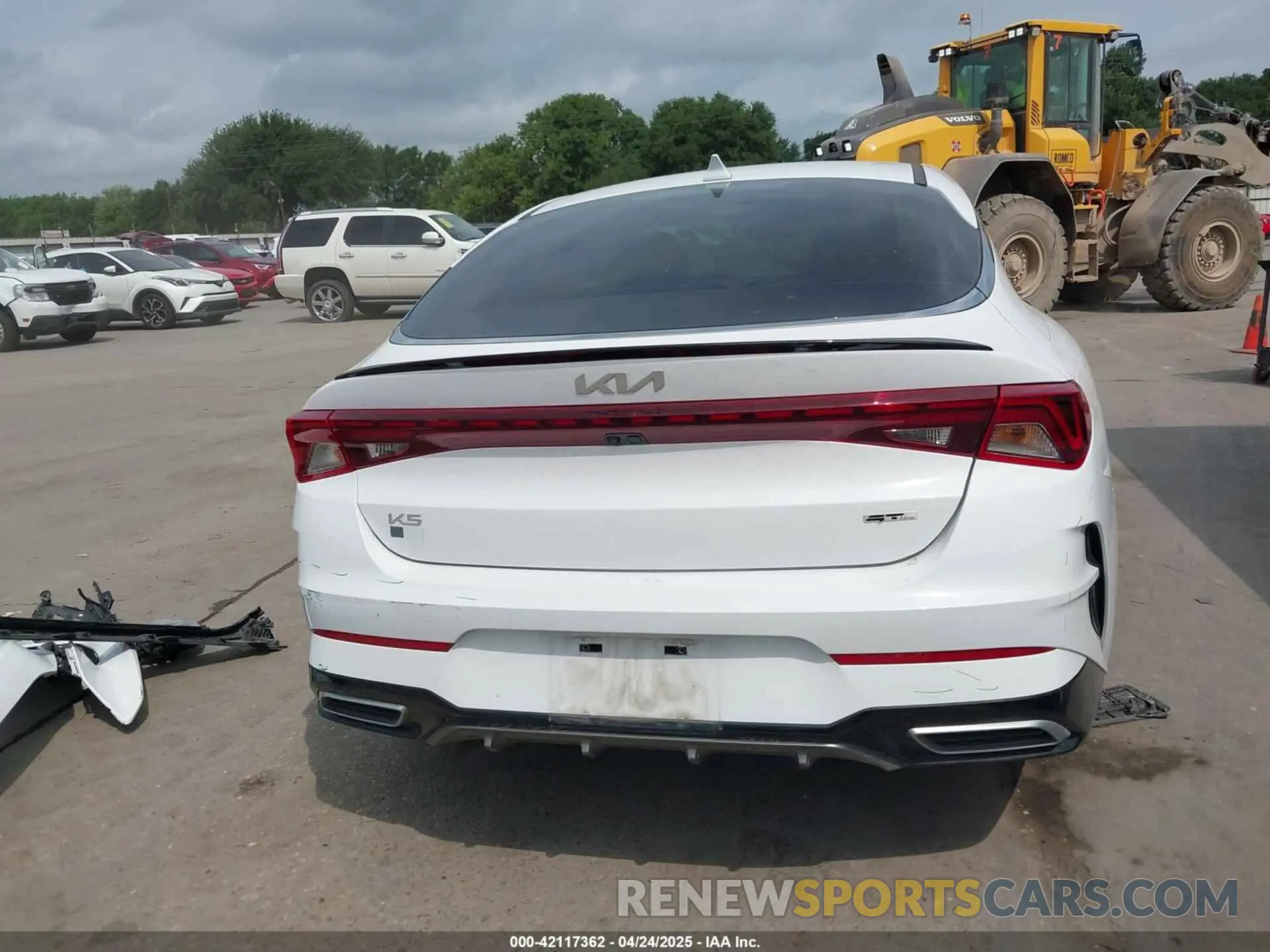 17 fotografías del automóvil dañado 5XXG64J28PG168126 KIA K5 2023