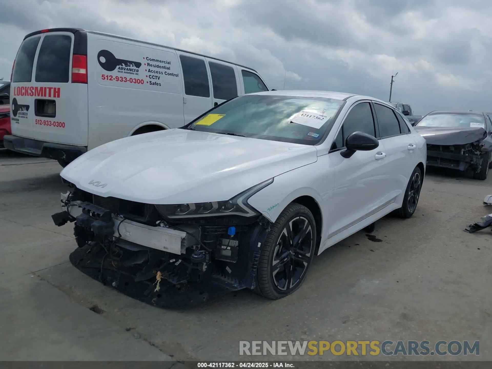 2 fotografías del automóvil dañado 5XXG64J28PG168126 KIA K5 2023