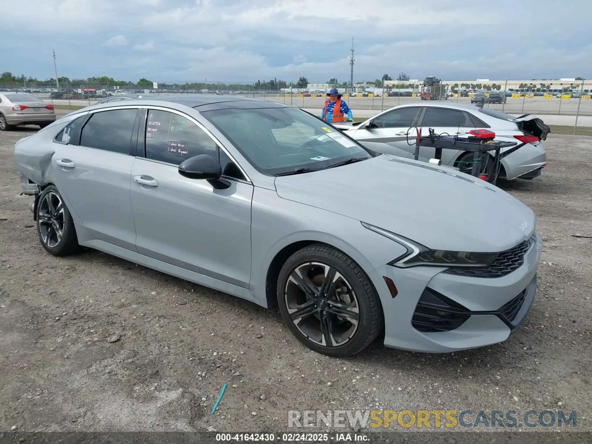 1 fotografías del automóvil dañado 5XXG64J28PG182642 KIA K5 2023