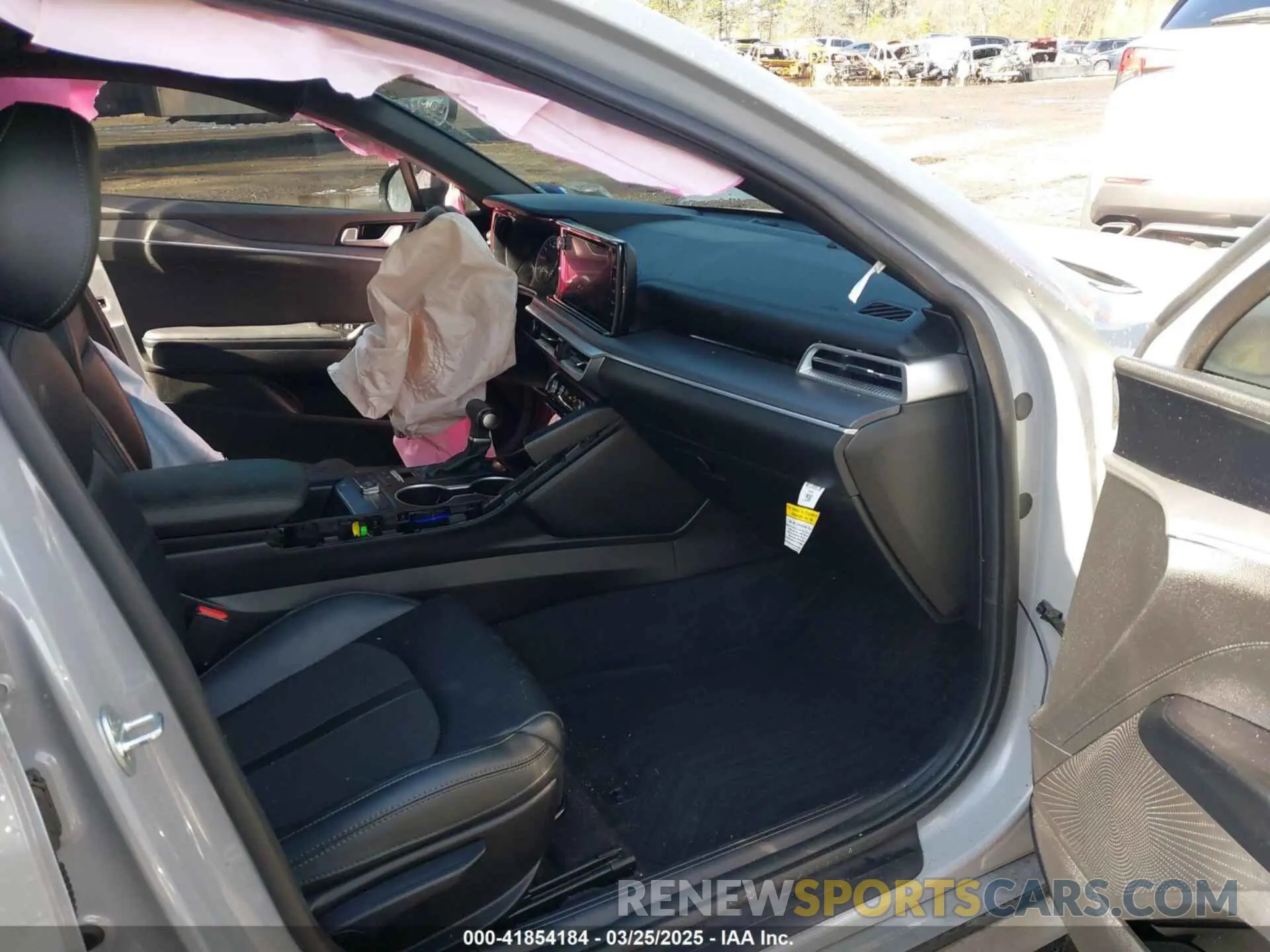5 fotografías del automóvil dañado 5XXG64J28PG188506 KIA K5 2023