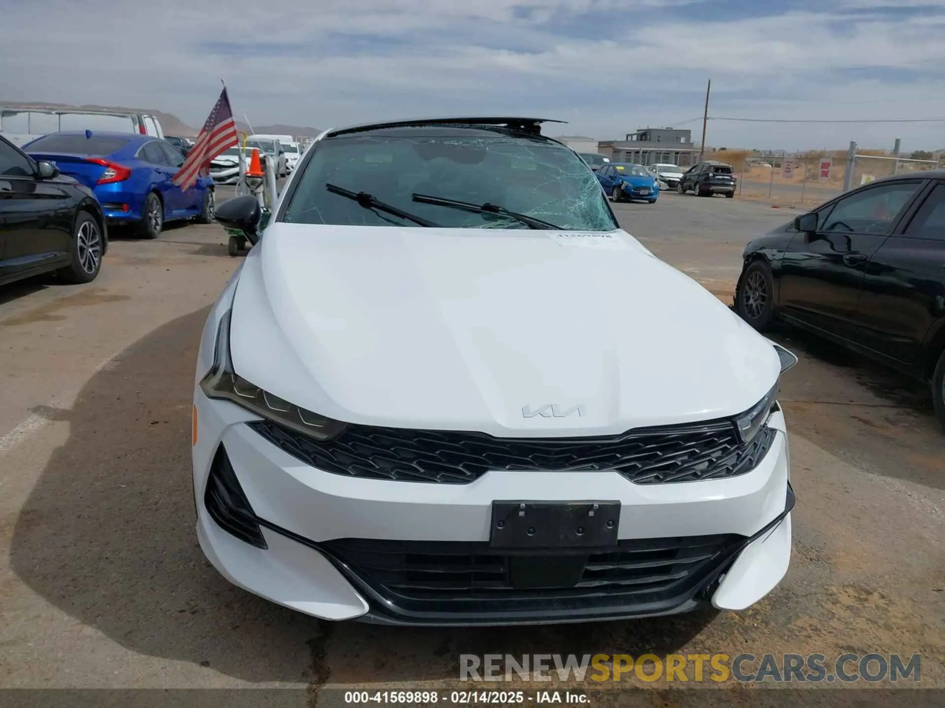 11 fotografías del automóvil dañado 5XXG64J28PG196279 KIA K5 2023