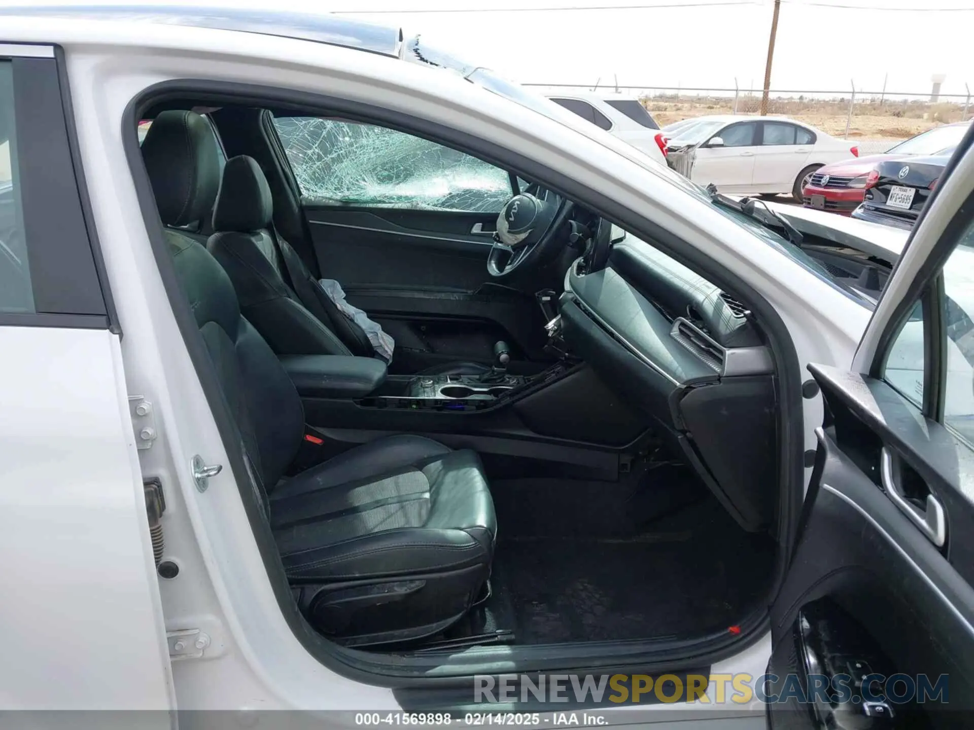 5 fotografías del automóvil dañado 5XXG64J28PG196279 KIA K5 2023