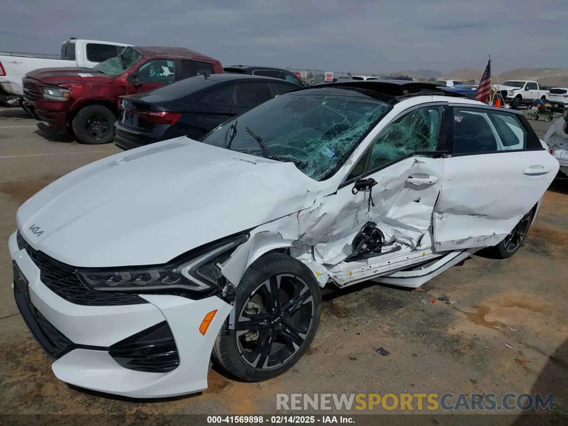 6 fotografías del automóvil dañado 5XXG64J28PG196279 KIA K5 2023