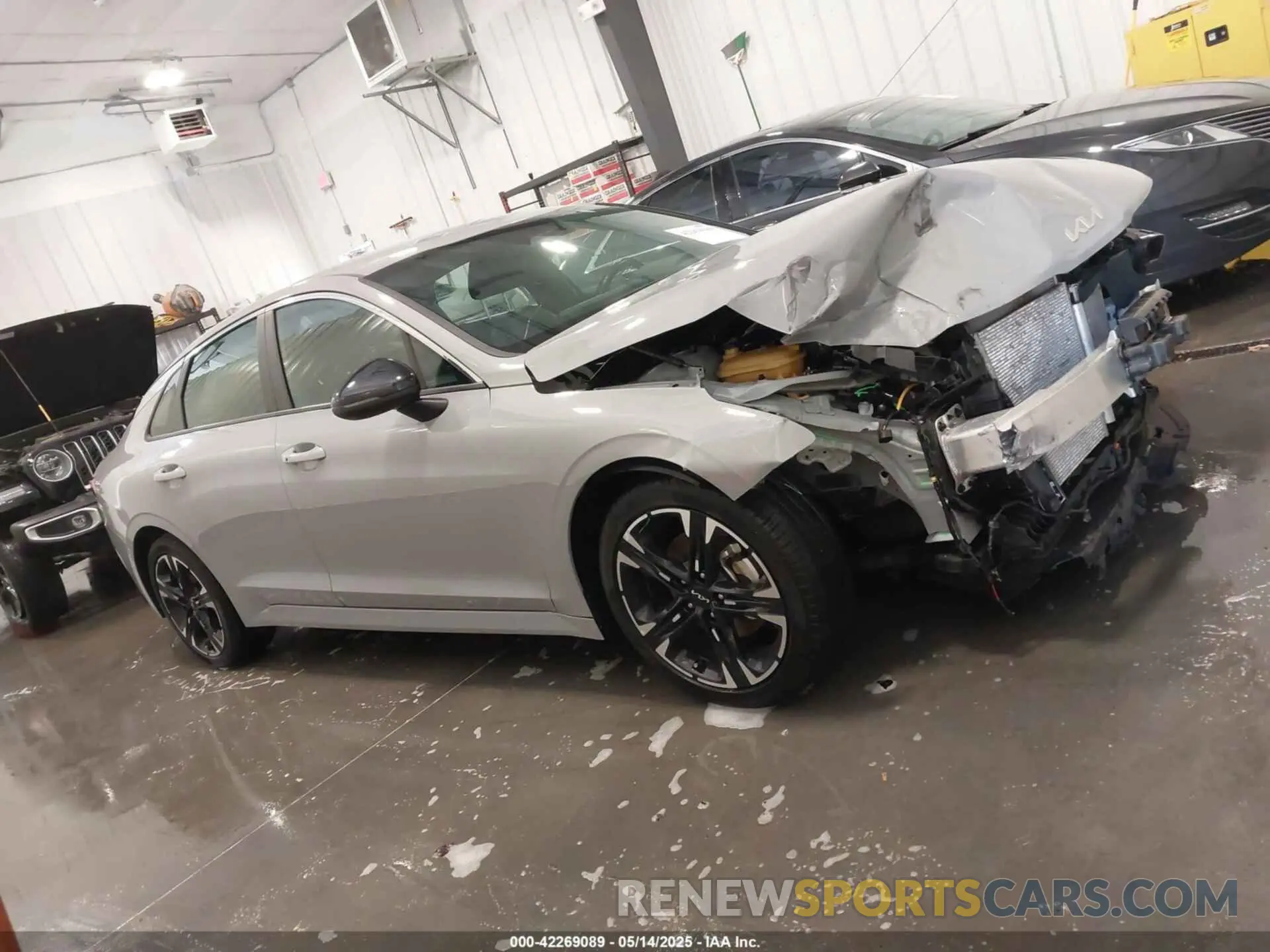 13 fotografías del automóvil dañado 5XXG64J28PG201500 KIA K5 2023