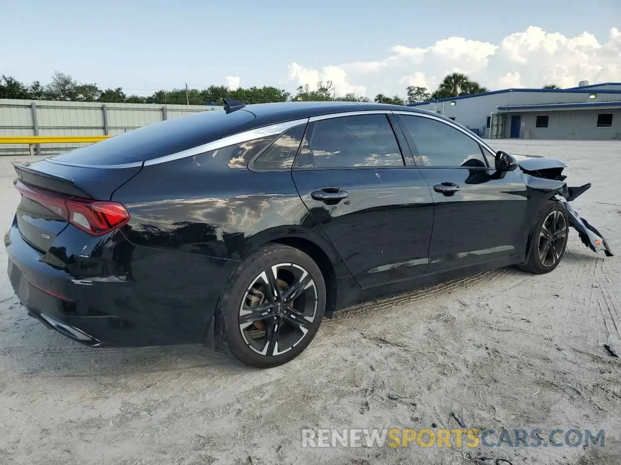 3 fotografías del automóvil dañado 5XXG64J28PG207510 KIA K5 2023