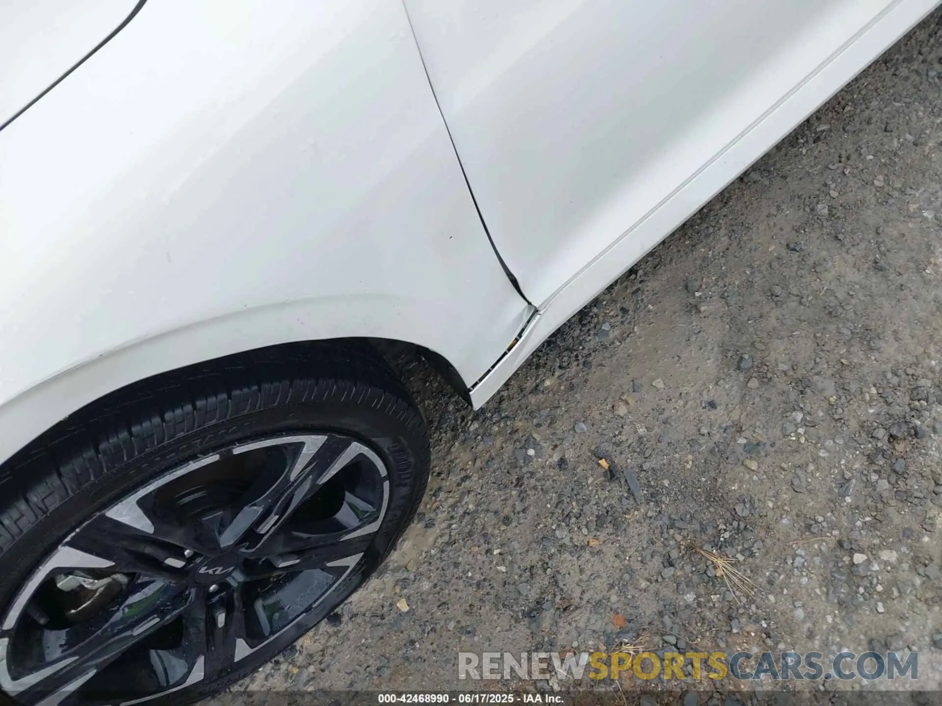 19 fotografías del automóvil dañado 5XXG64J28PG210083 KIA K5 2023