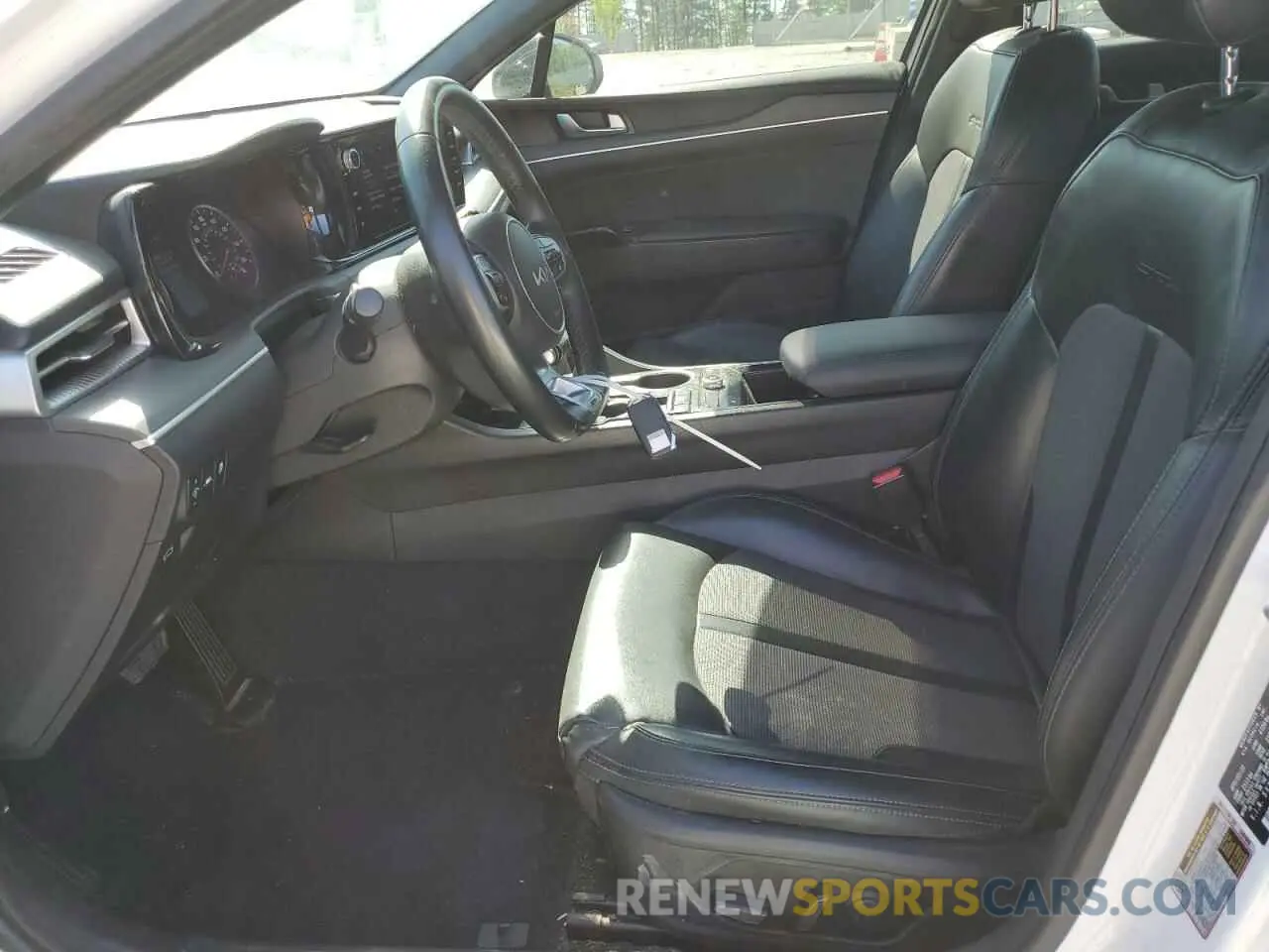 7 fotografías del automóvil dañado 5XXG64J28PG217325 KIA K5 2023