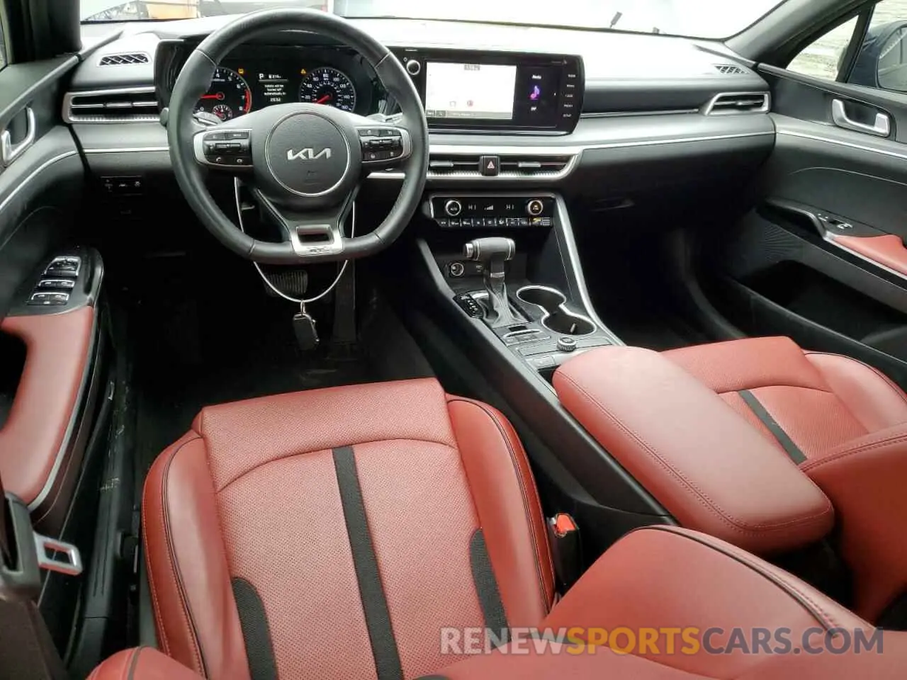 8 fotografías del automóvil dañado 5XXG64J28PG222637 KIA K5 2023