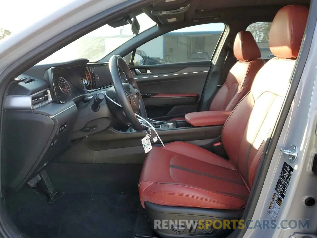 7 fotografías del automóvil dañado 5XXG64J29PG202235 KIA K5 2023