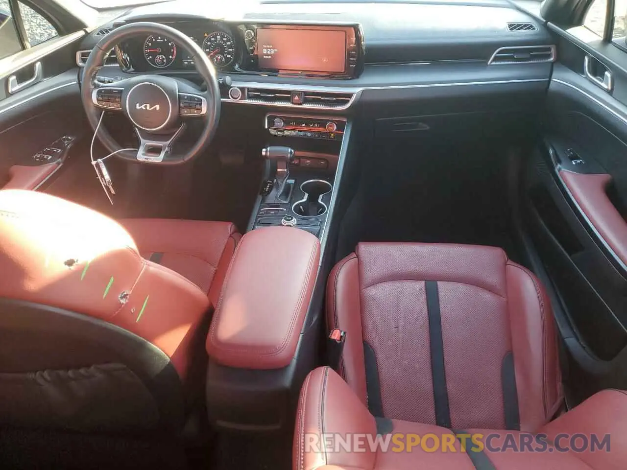 8 fotografías del automóvil dañado 5XXG64J29PG202235 KIA K5 2023