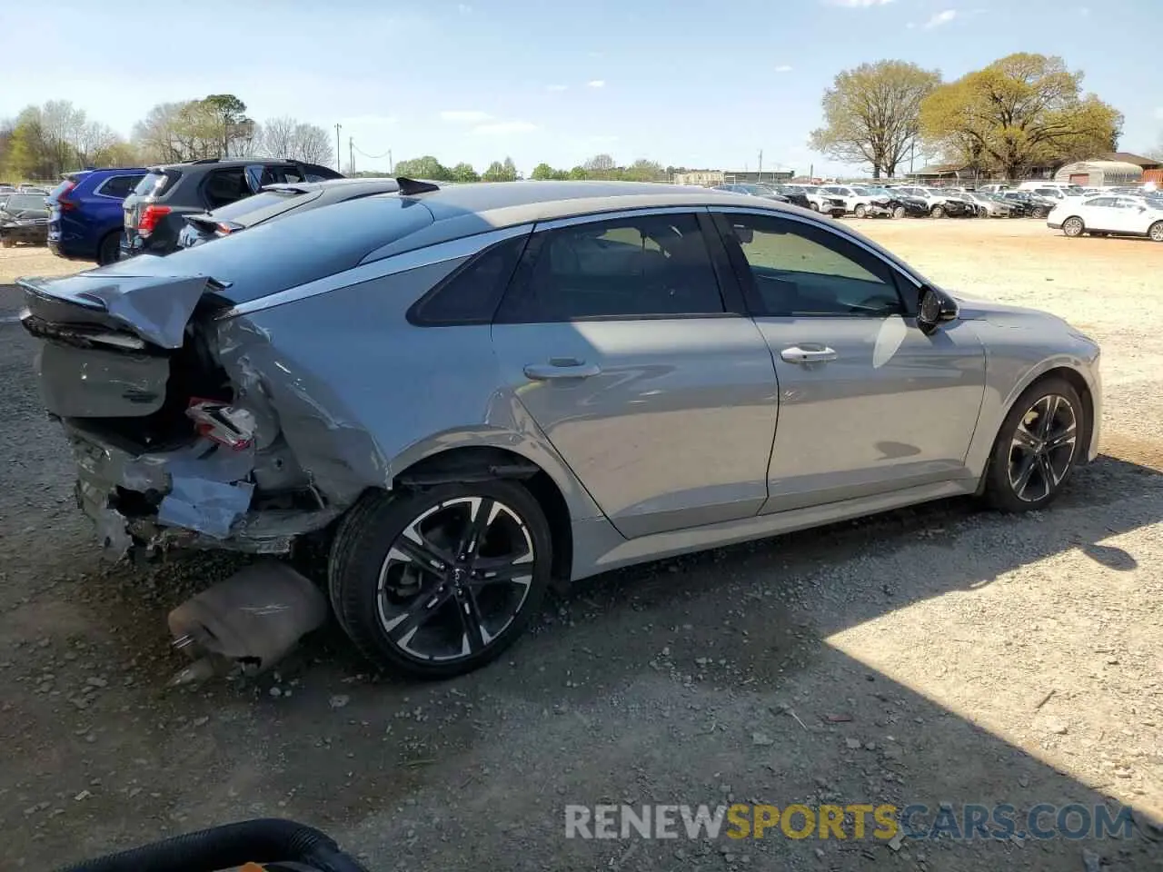 3 fotografías del automóvil dañado 5XXG64J2XPG169987 KIA K5 2023