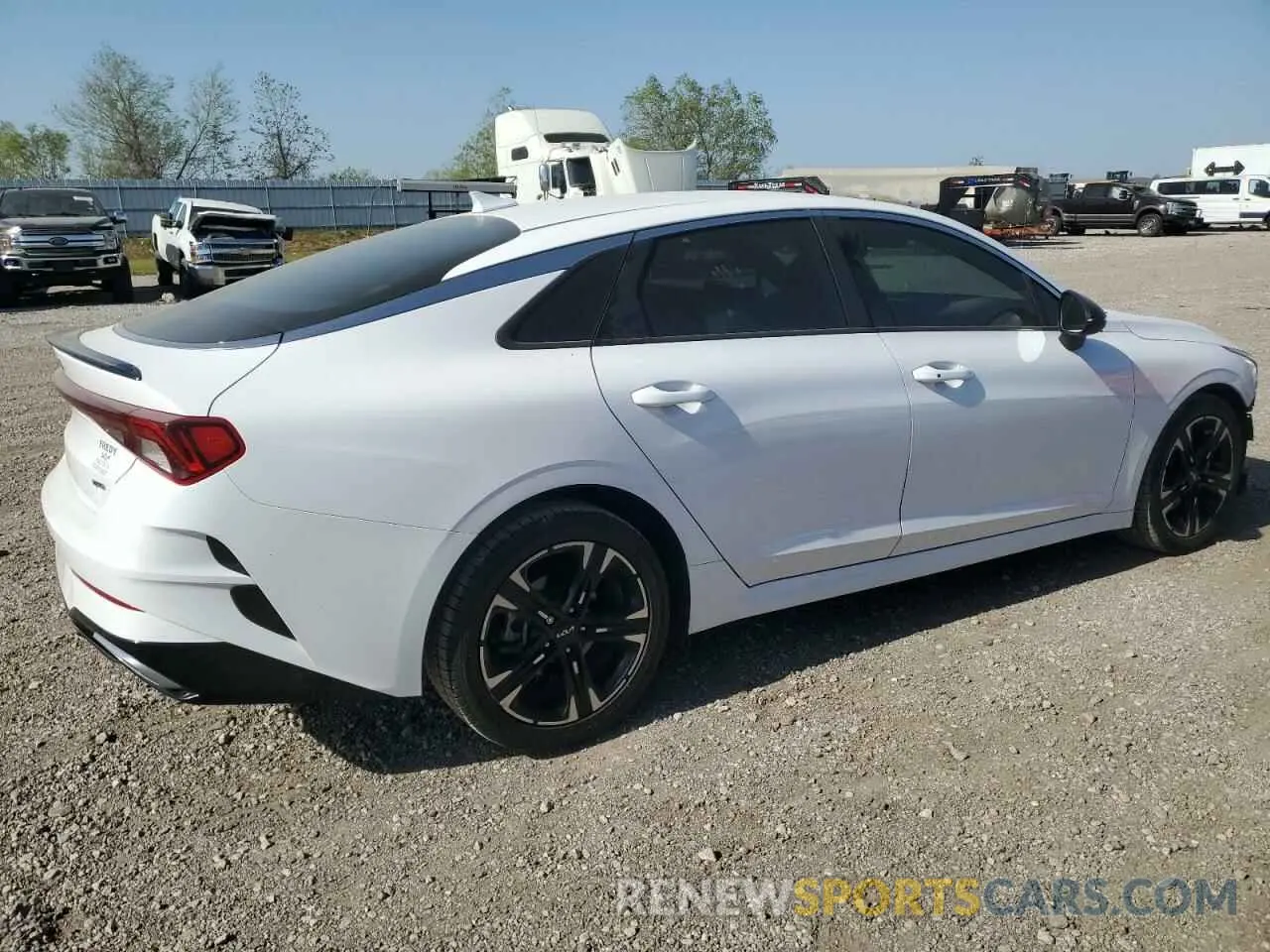 3 fotografías del automóvil dañado 5XXG64J2XPG172727 KIA K5 2023