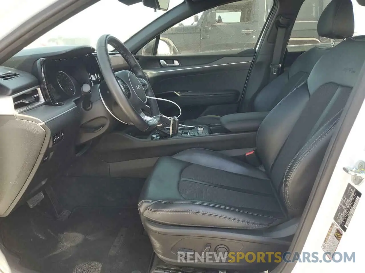 7 fotografías del automóvil dañado 5XXG64J2XPG172727 KIA K5 2023