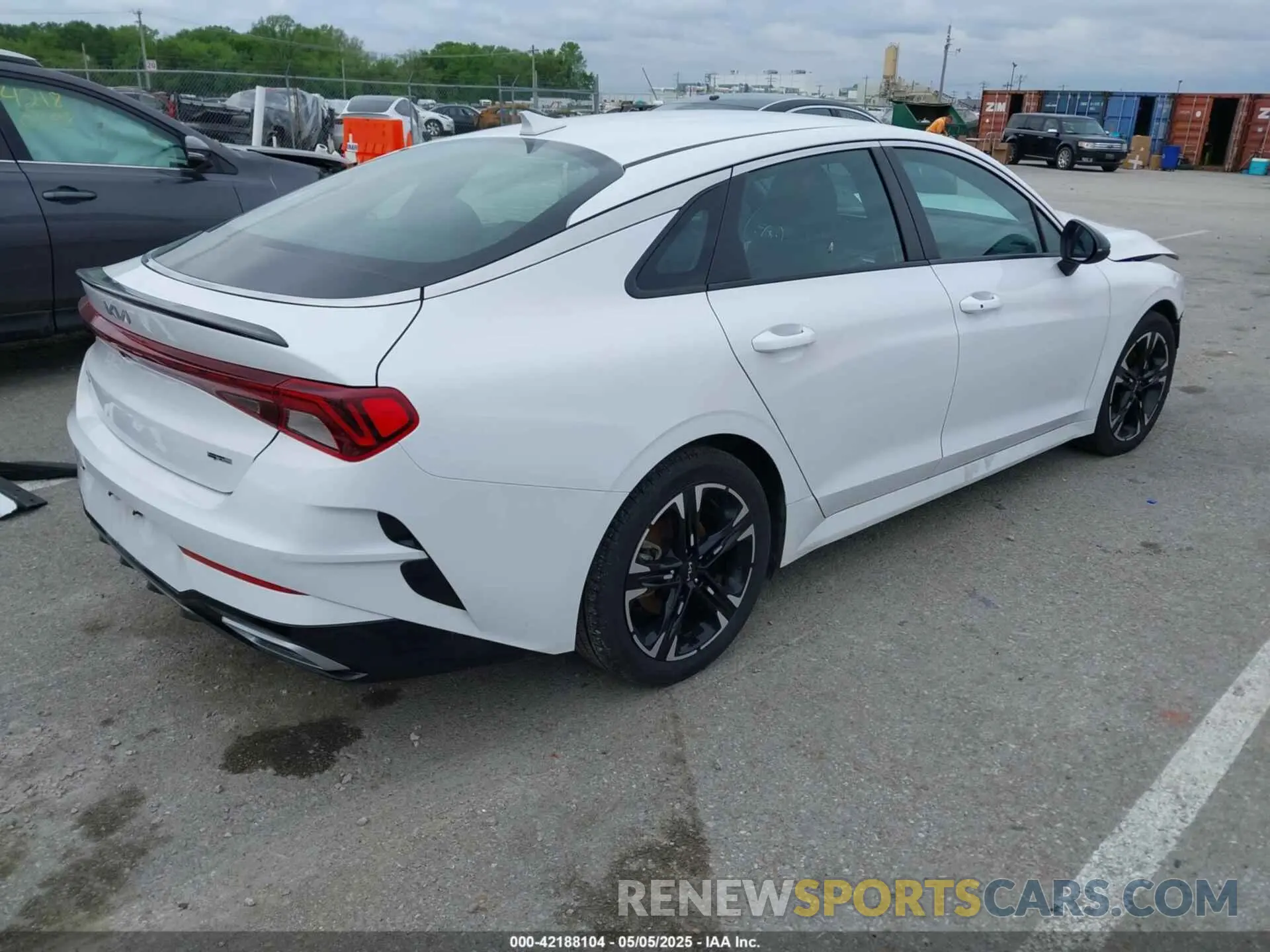 4 fotografías del automóvil dañado 5XXG64J2XPG218721 KIA K5 2023