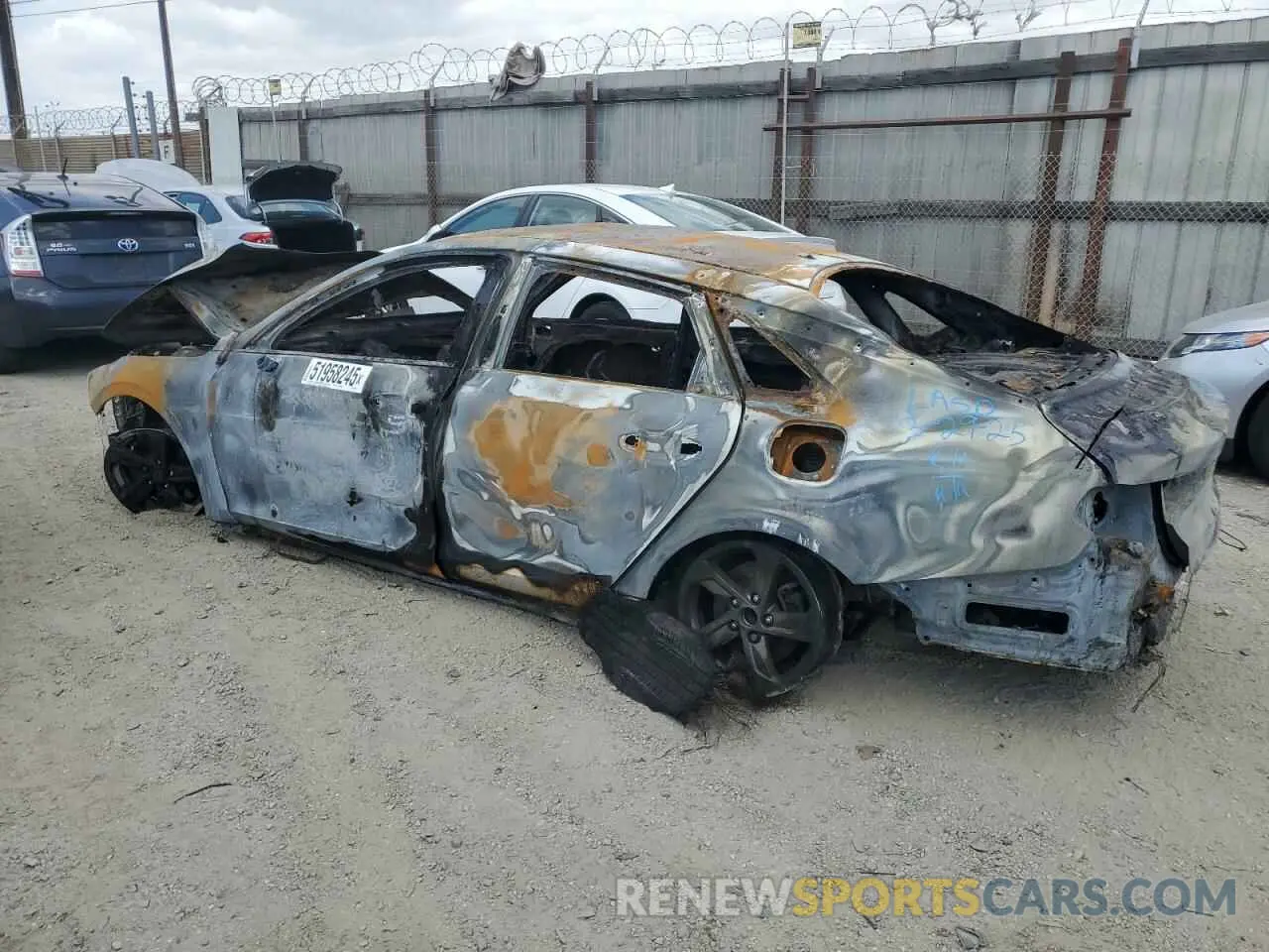 2 fotografías del automóvil dañado 5XXG14J23RG264991 KIA K5 2024
