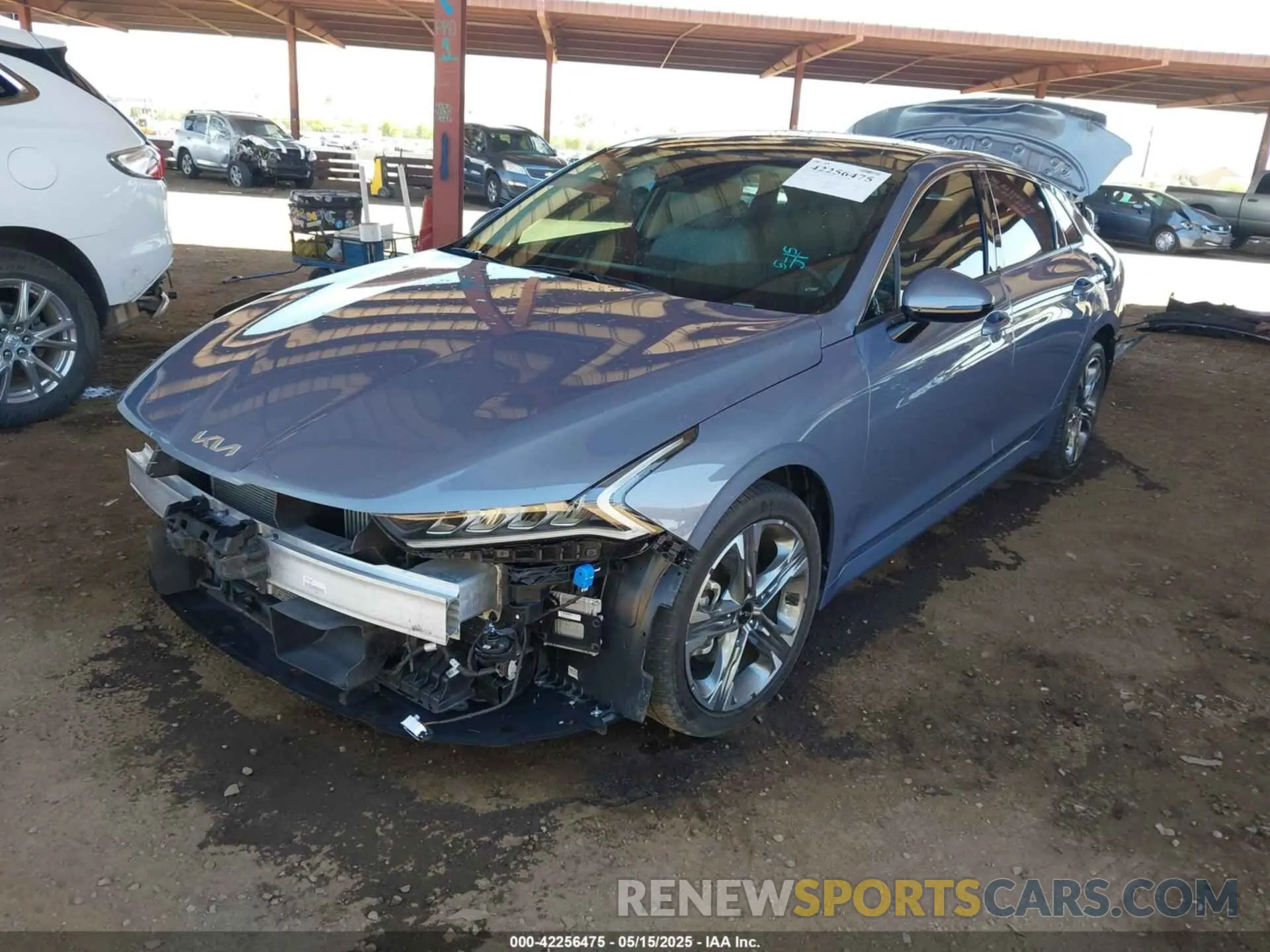 2 fotografías del automóvil dañado 5XXG34J22RG233192 KIA K5 2024