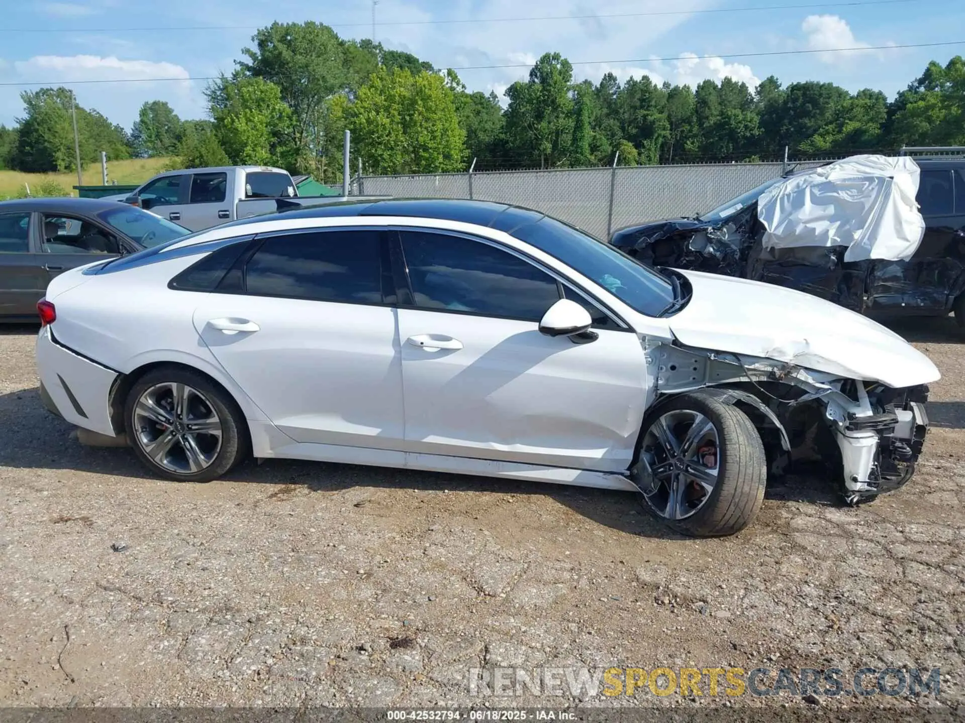 13 fotografías del automóvil dañado 5XXG34J25RG229752 KIA K5 2024