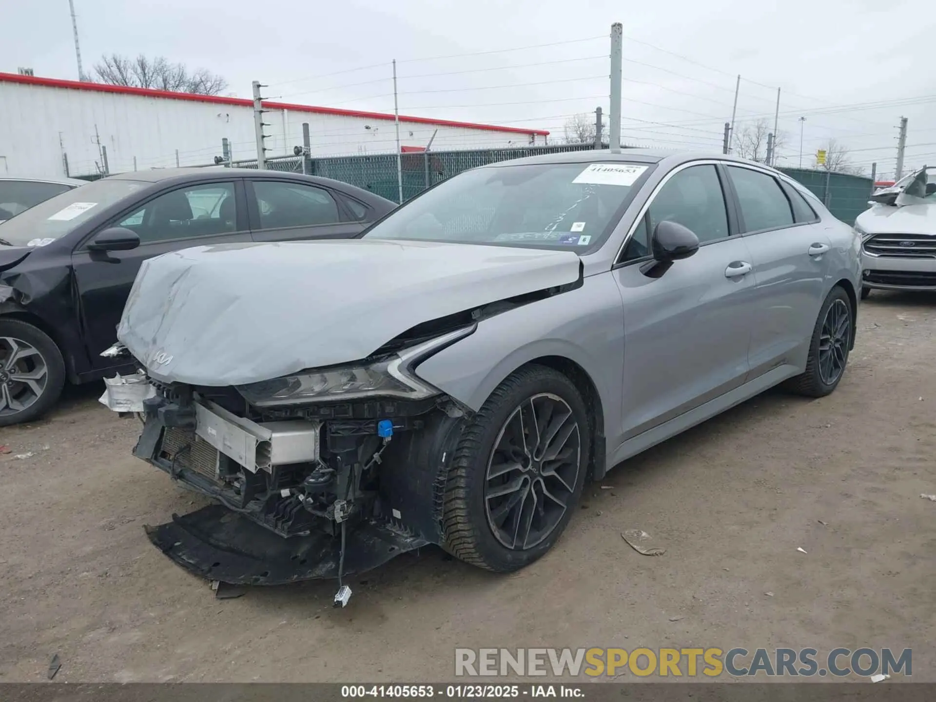 2 fotografías del automóvil dañado 5XXG44J86RG227784 KIA K5 2024