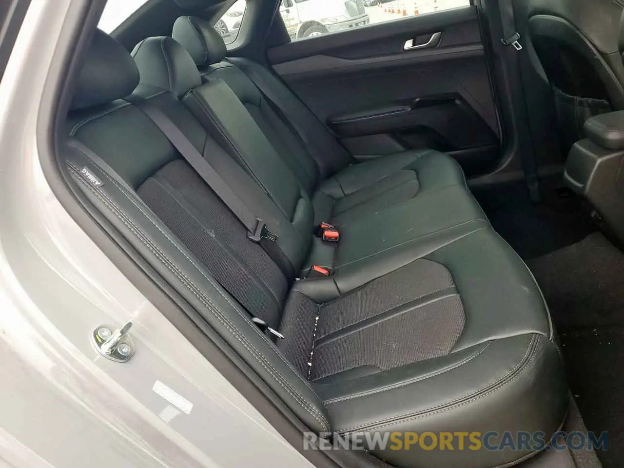 10 fotografías del automóvil dañado 5XXG64J20RG252086 KIA K5 2024