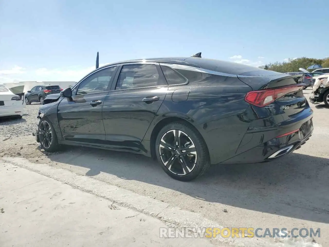 2 fotografías del automóvil dañado 5XXG64J20RG263203 KIA K5 2024