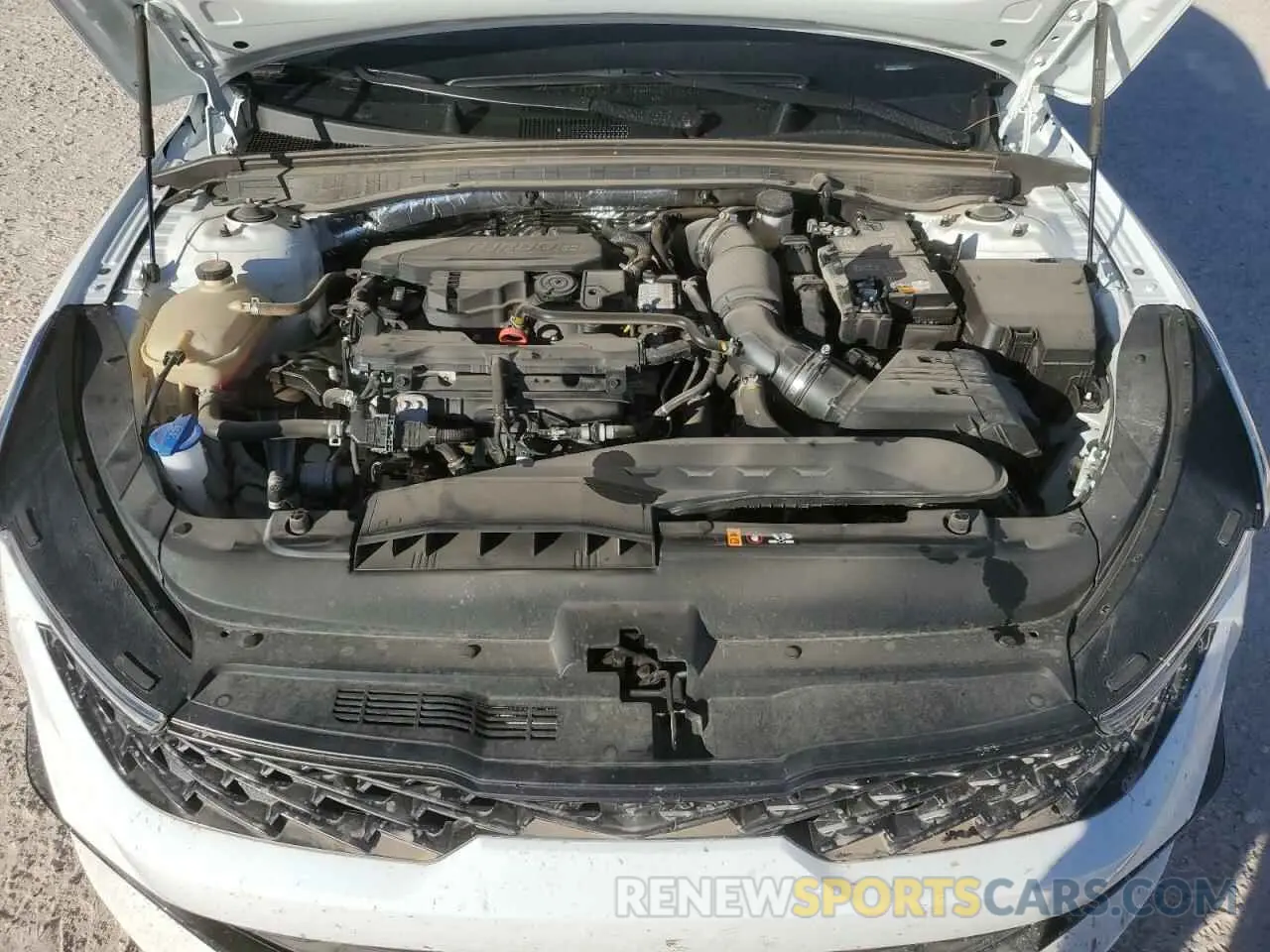 11 fotografías del automóvil dañado 5XXG64J20RG263816 KIA K5 2024