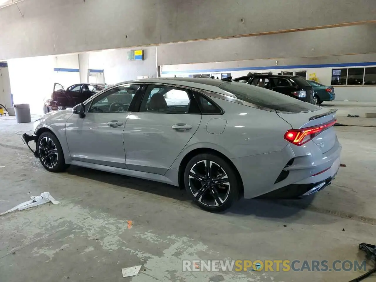 2 fotografías del automóvil dañado 5XXG64J21RG242280 KIA K5 2024
