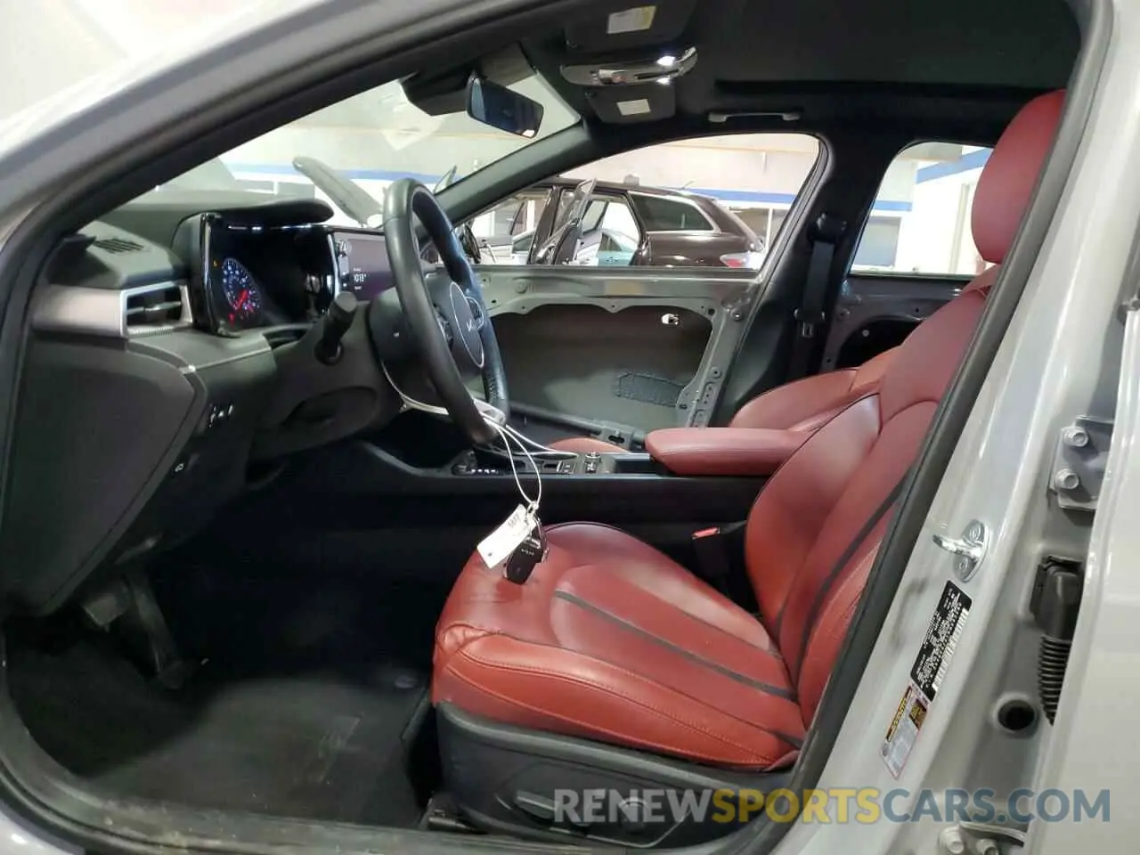 7 fotografías del automóvil dañado 5XXG64J21RG242280 KIA K5 2024