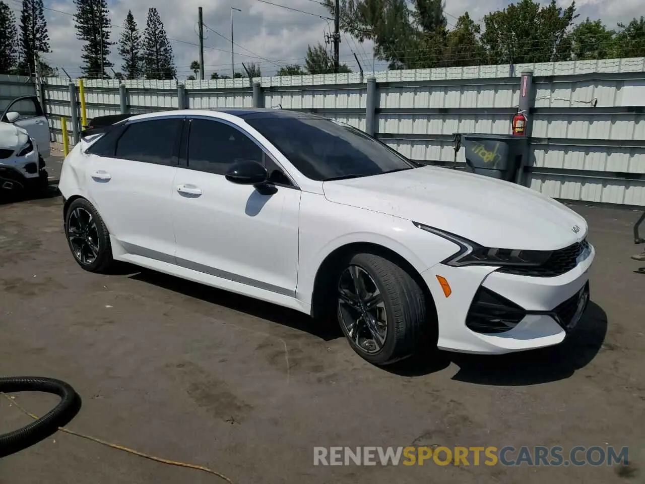 4 fotografías del automóvil dañado 5XXG64J21RG252078 KIA K5 2024
